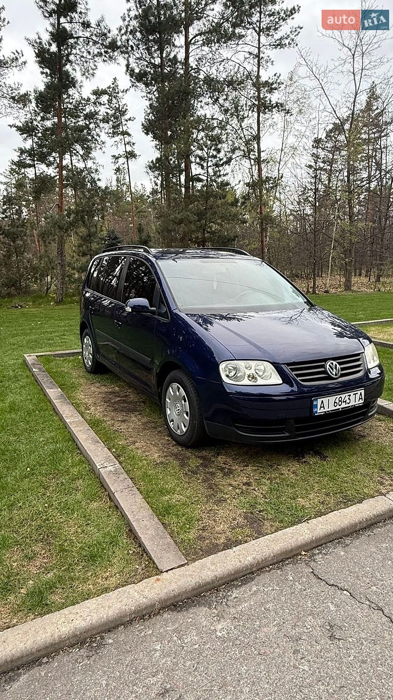 Volkswagen Touran 2004 VIN WVGZZZ1TZ4W095742 фото оголошення 3 з 11