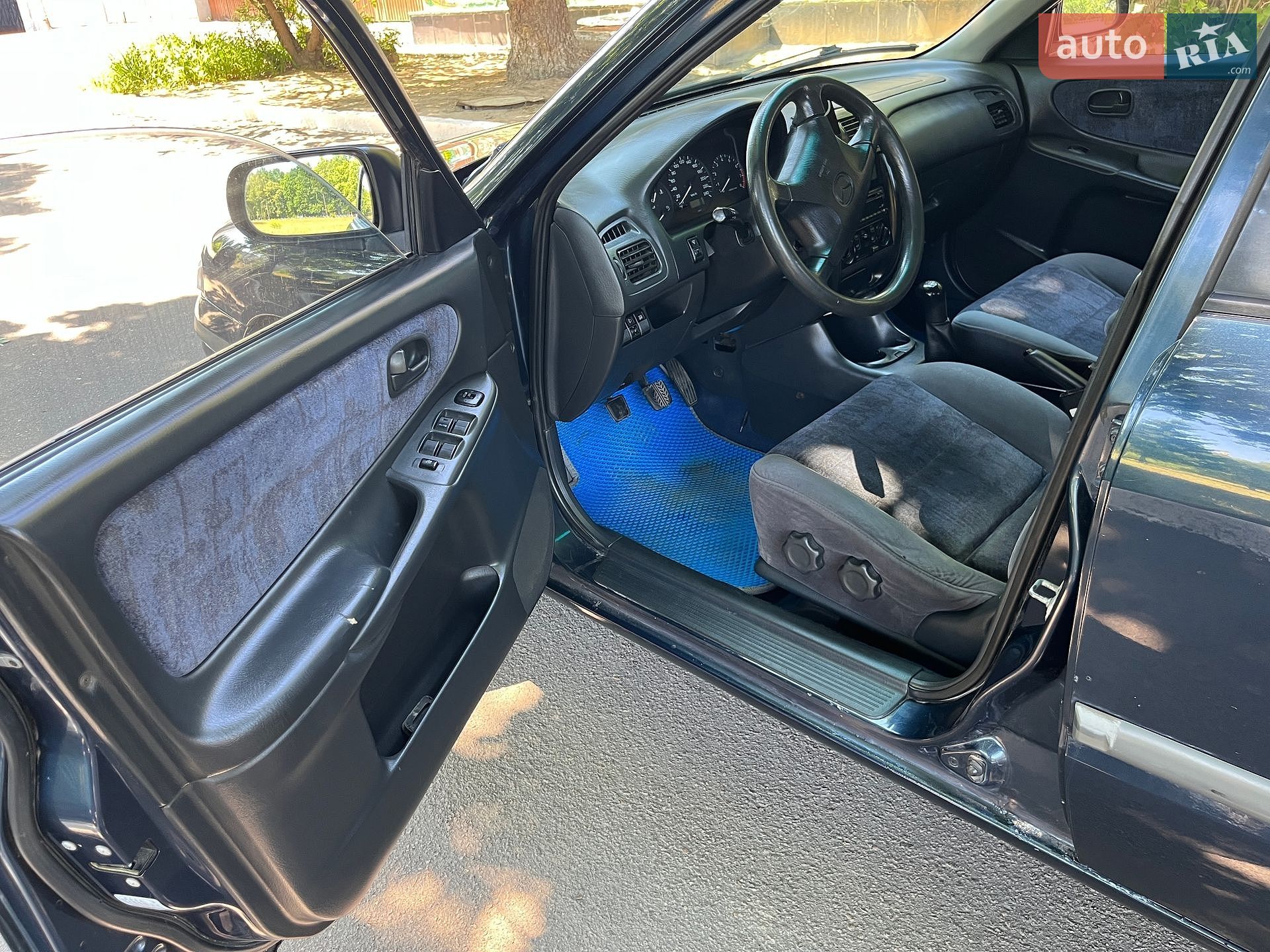 Mazda 626 1999 VIN JMZGC122201664207 фото оголошення 6 з 10