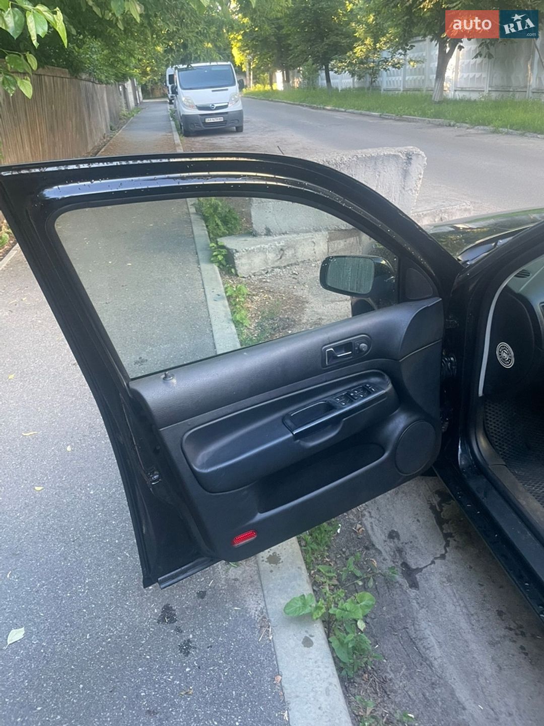 Volkswagen Golf 2001 VIN WVWZZZ1JZ1W089817 фото оголошення 6 з 23