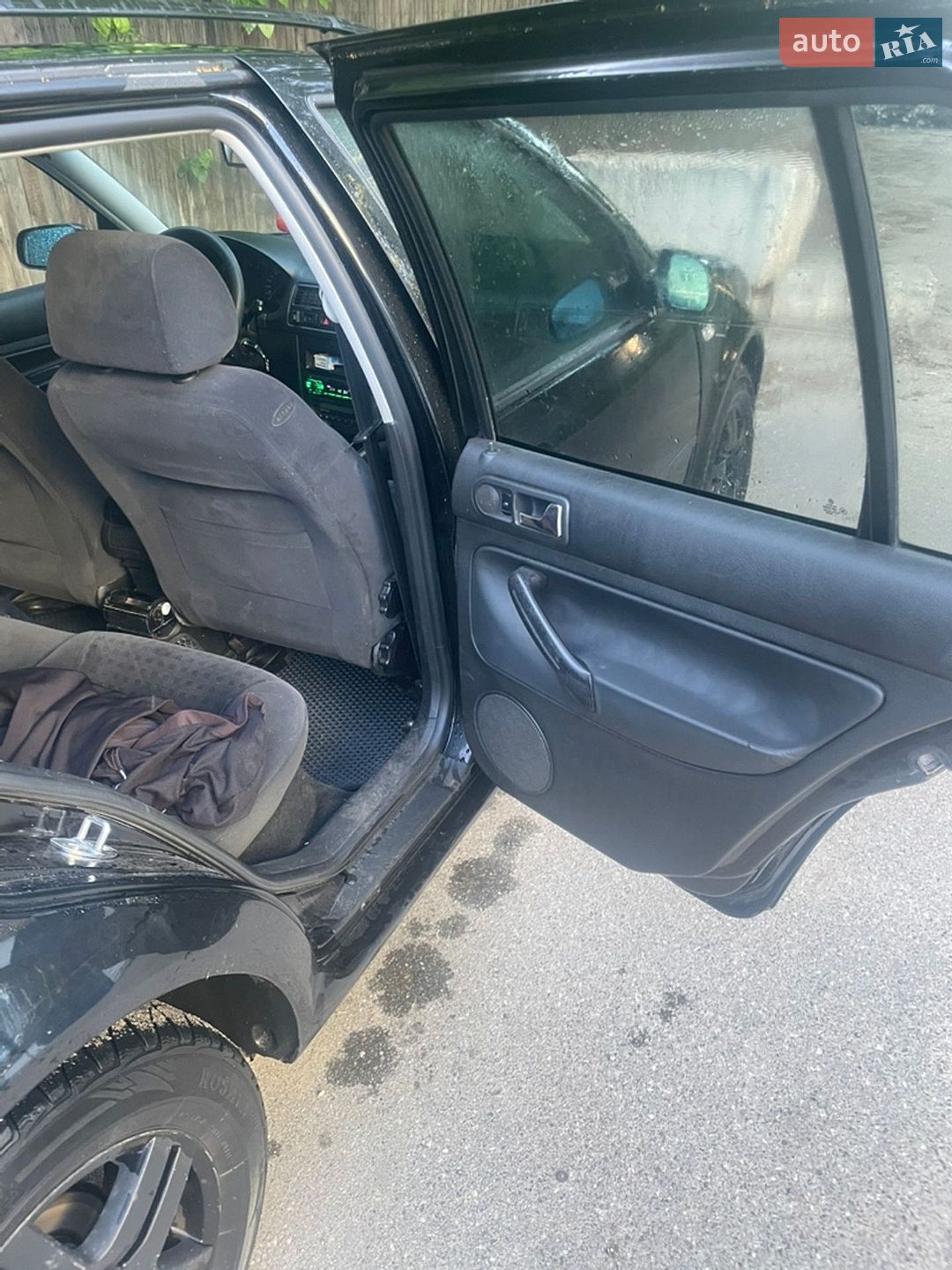 Volkswagen Golf 2001 VIN WVWZZZ1JZ1W089817 фото оголошення 8 з 23