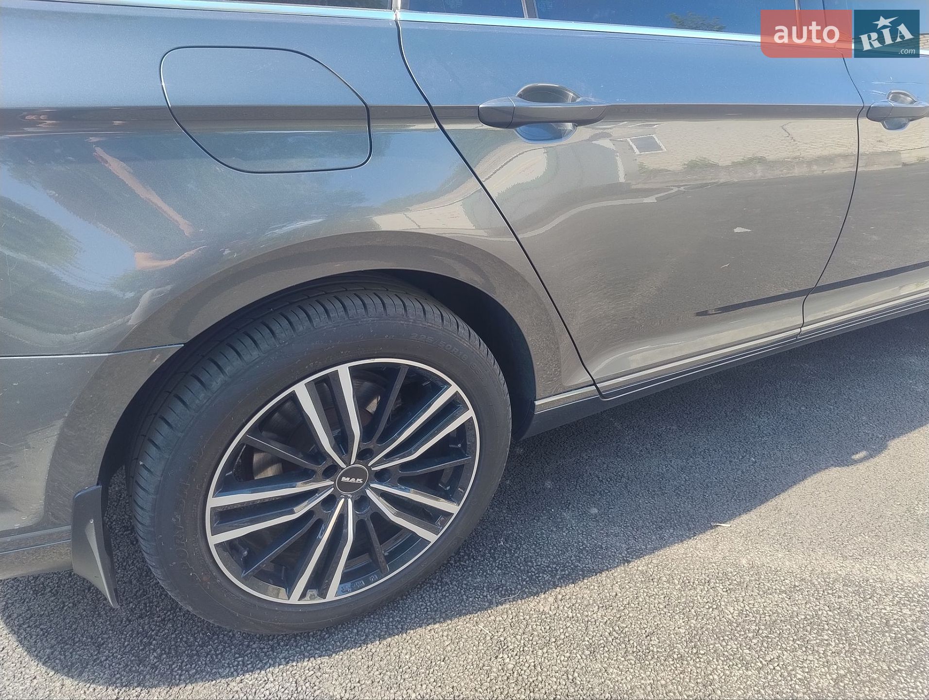 Volkswagen Passat 2016 VIN WVWZZZ3CZHE115786 фото оголошення 7 з 13