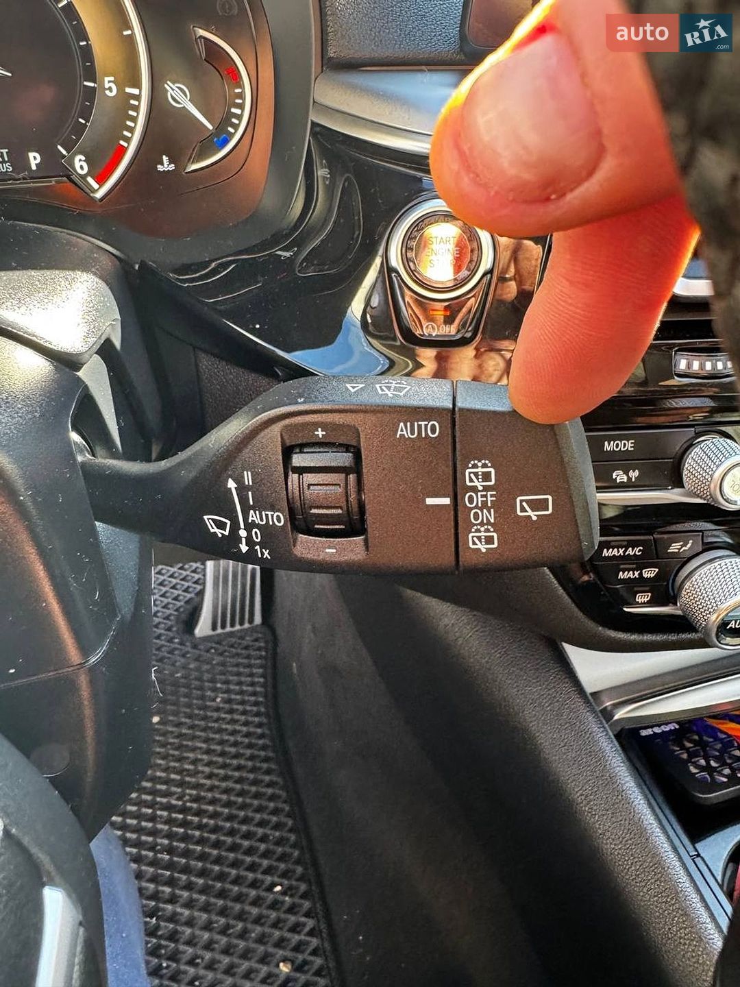 BMW 5 Series 2018 VIN WBAJM71060B268861 фото оголошення 7 з 54