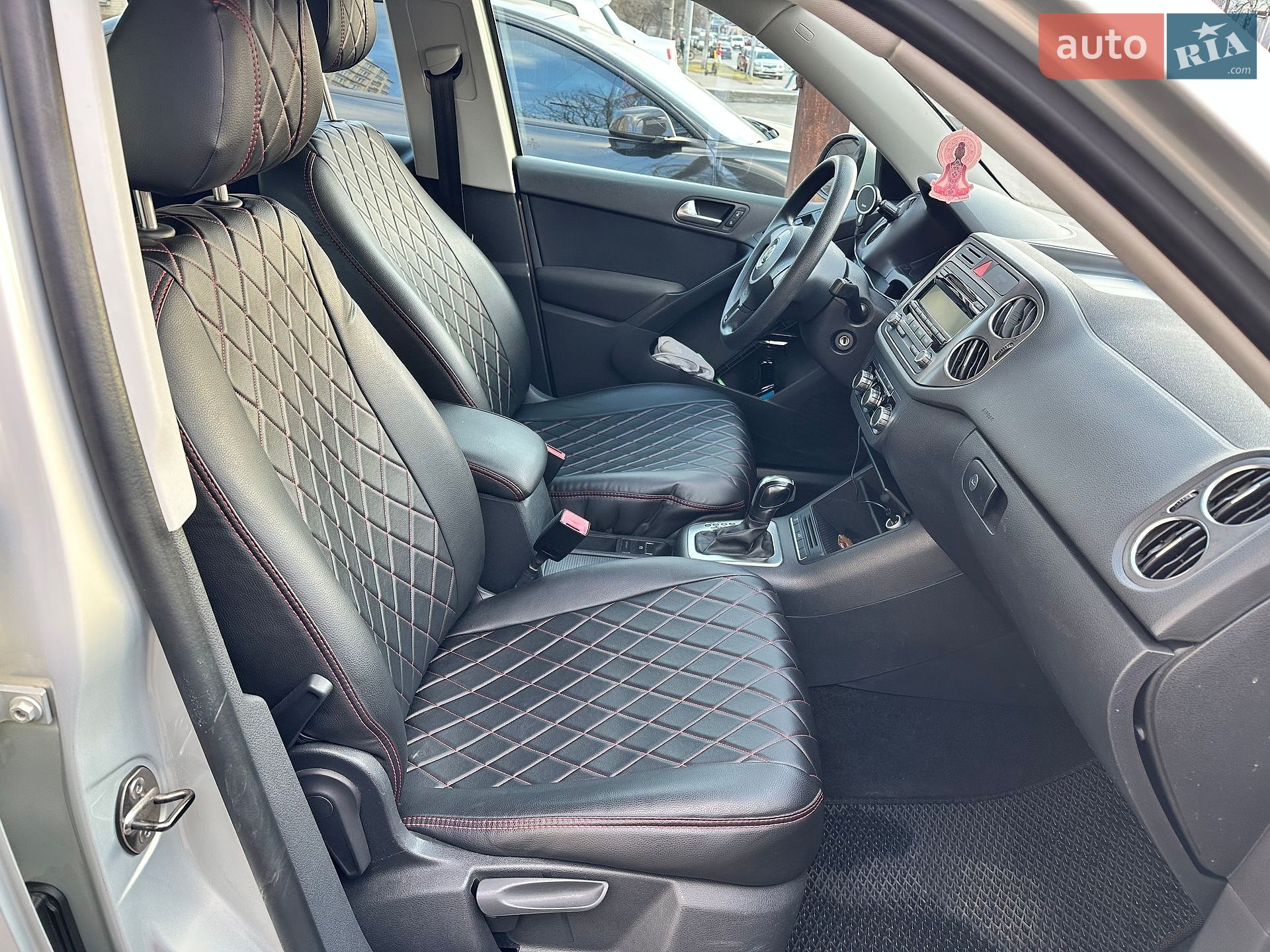 Volkswagen Tiguan 2010 VIN WVGBV7AX0BW506387 фото оголошення 11 з 12