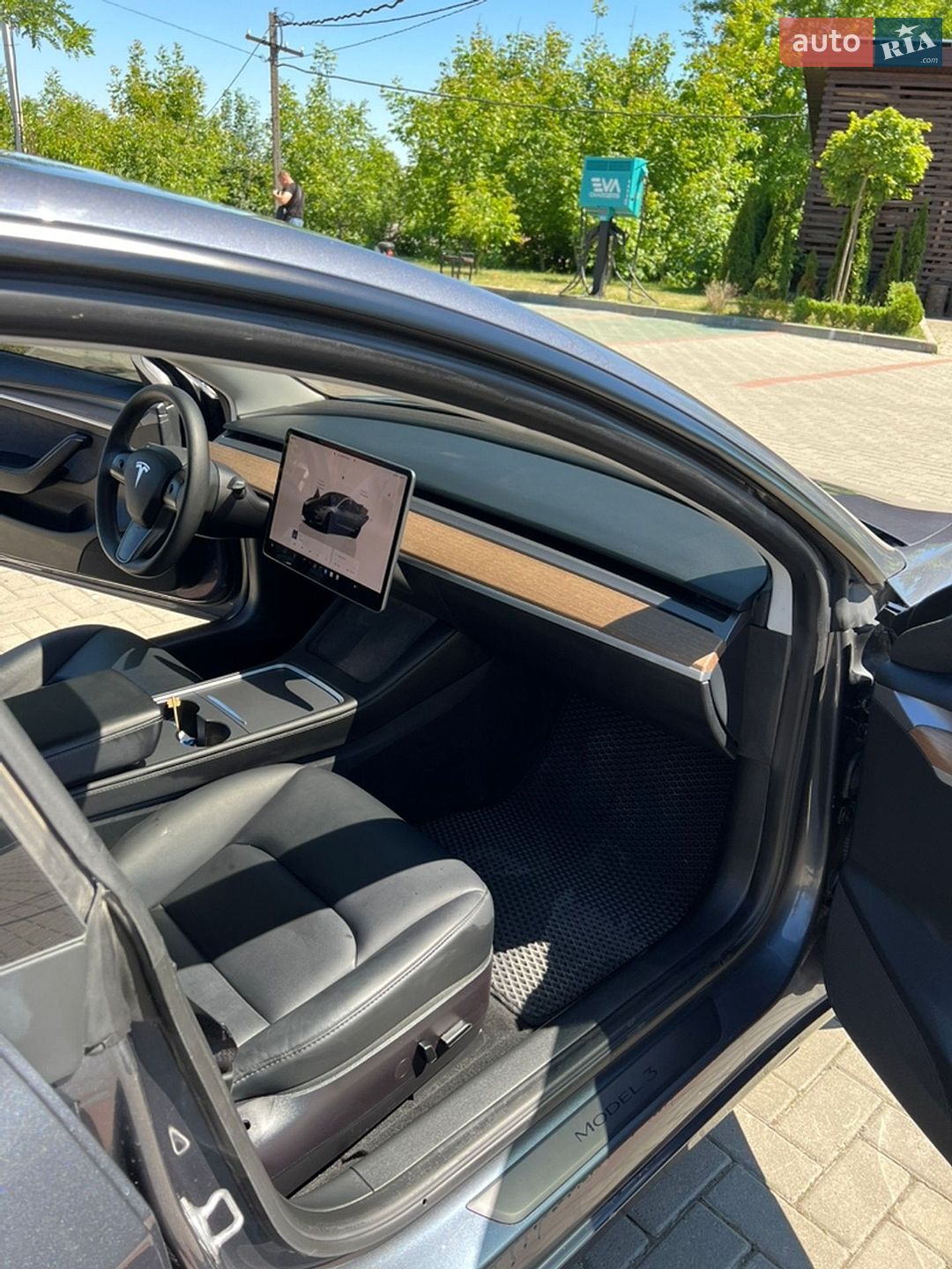 Tesla Model 3 2023 VIN 5YJ3E1EC1PF495943 фото оголошення 13 з 20