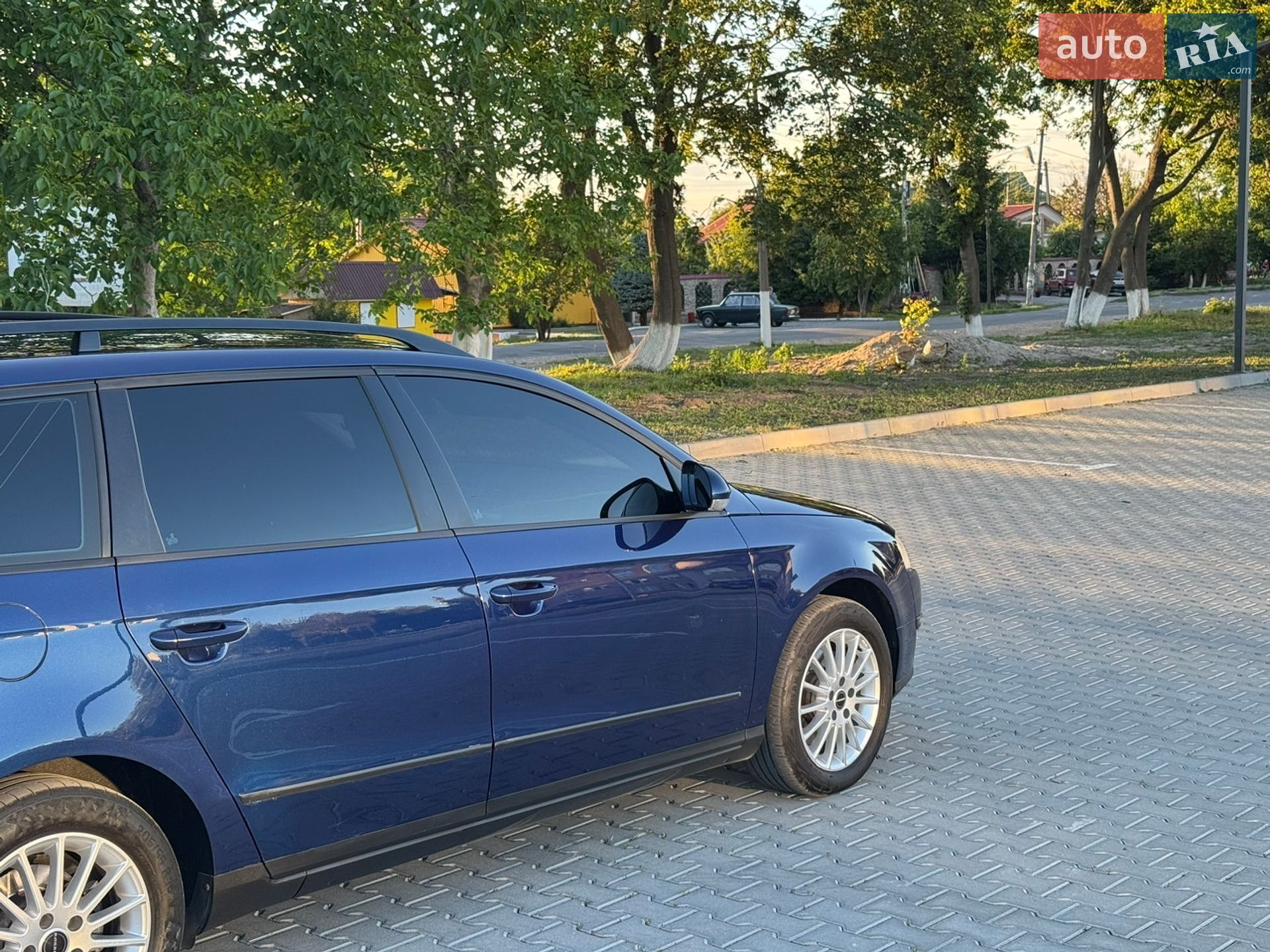 Volkswagen Passat 2009 VIN WVWZZZ3CZAE015749 фото оголошення 10 з 25