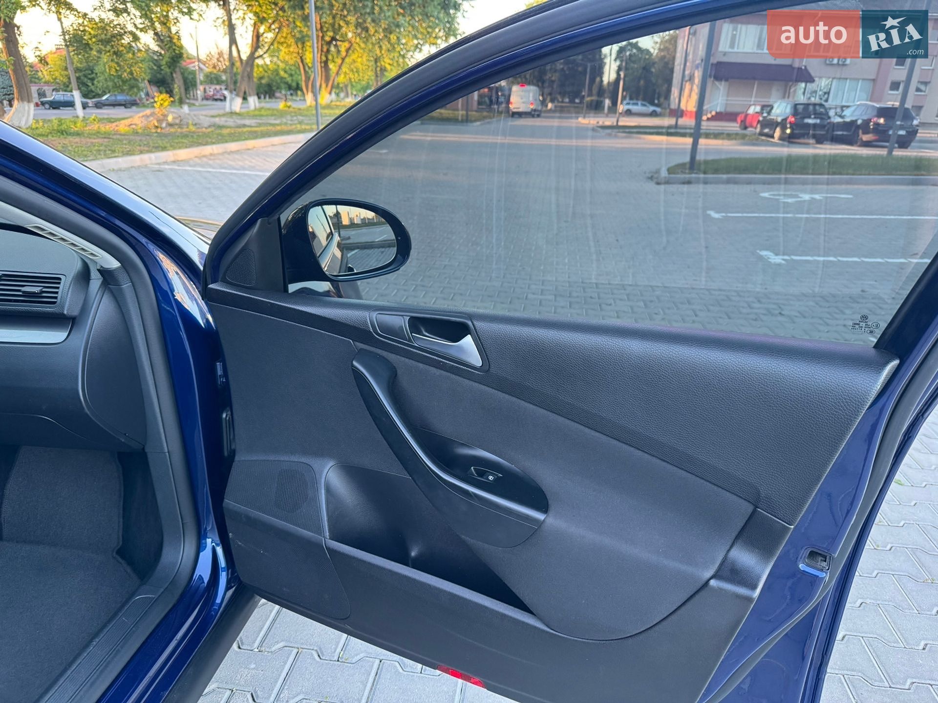 Volkswagen Passat 2009 VIN WVWZZZ3CZAE015749 фото оголошення 23 з 25