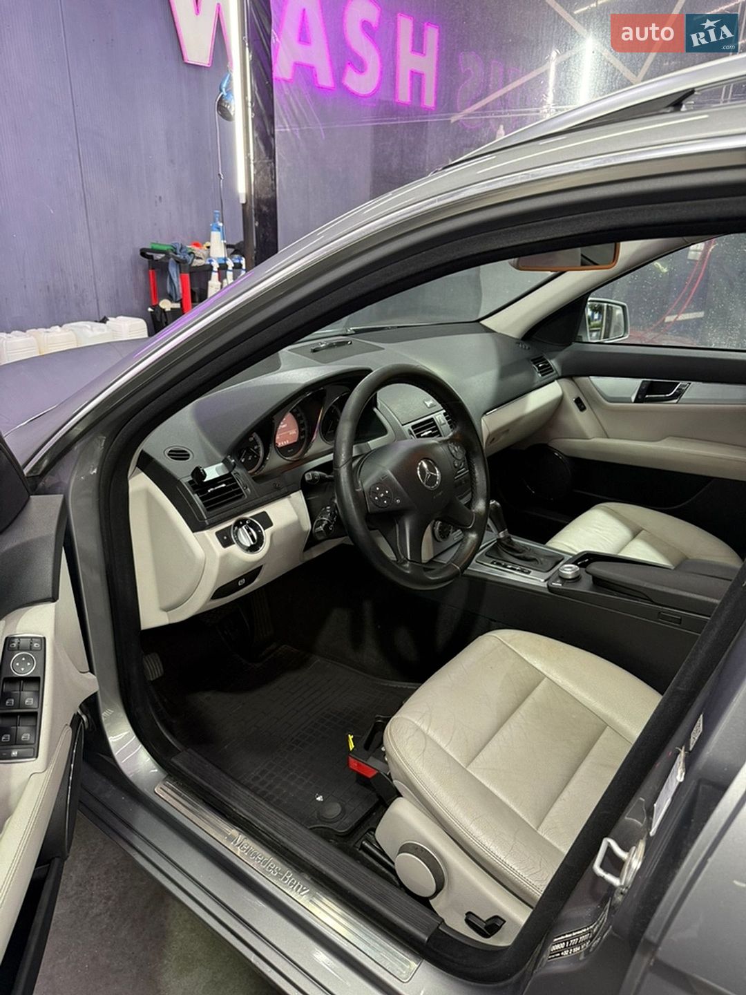 Mercedes-Benz C-Class 2011 VIN WDD2042011F630206 фото оголошення 5 з 11