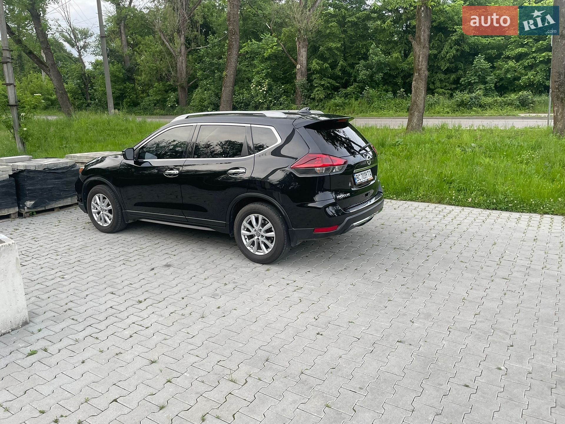 Nissan Rogue 2017 VIN KNMAT2MT7JP545648 фото оголошення 9 з 13