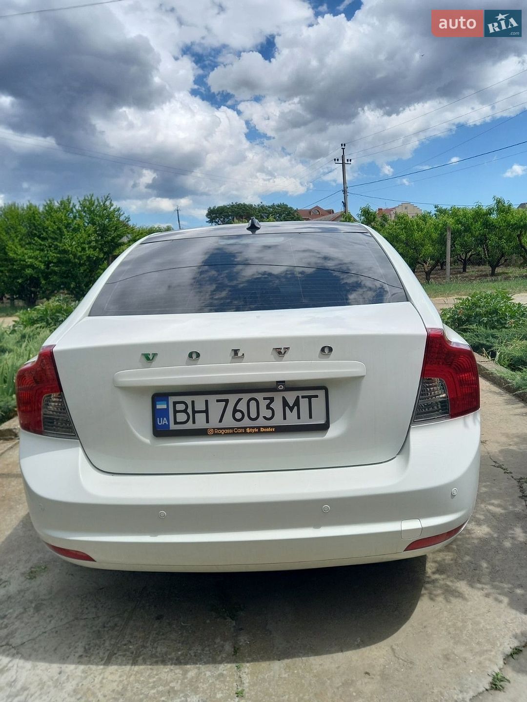 Volvo S40 2011 VIN YV1MS434BC2568806 фото оголошення 6 з 24