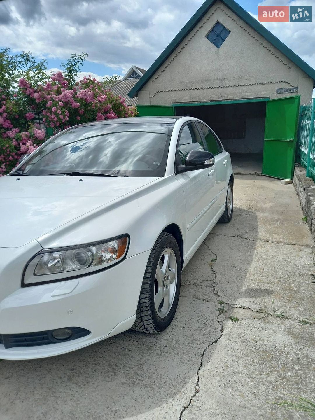 Volvo S40 2011 VIN YV1MS434BC2568806 фото оголошення 2 з 24
