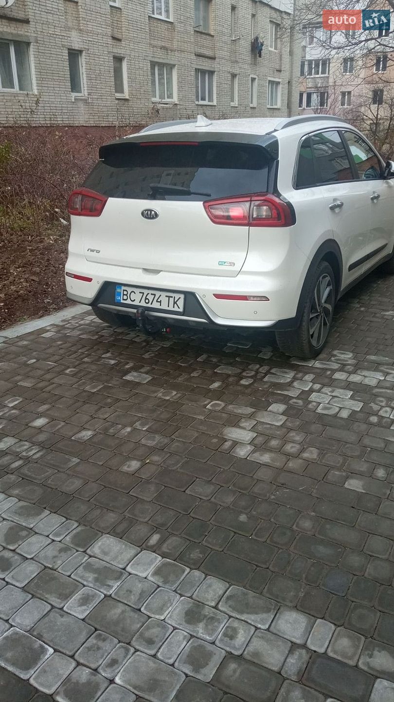Kia Niro 2017 VIN KNACC81CGJ5148100 фото оголошення 15 з 17