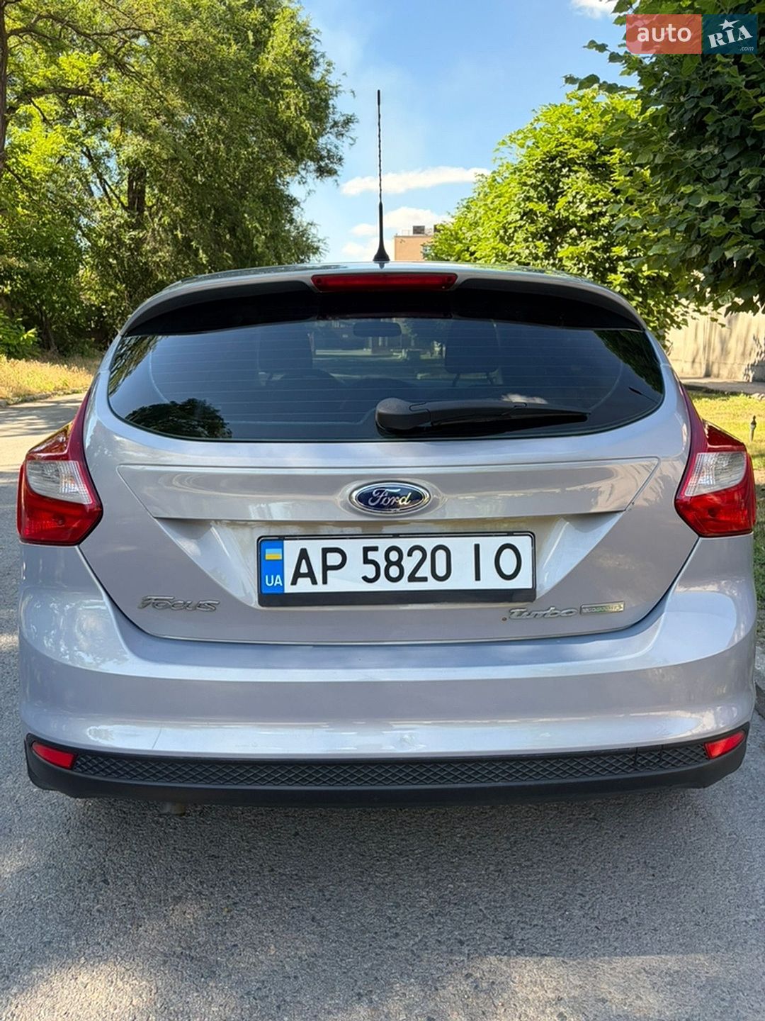 Ford Focus 2013 VIN WF0KXXGCBKDG46325 фото оголошення 3 з 21