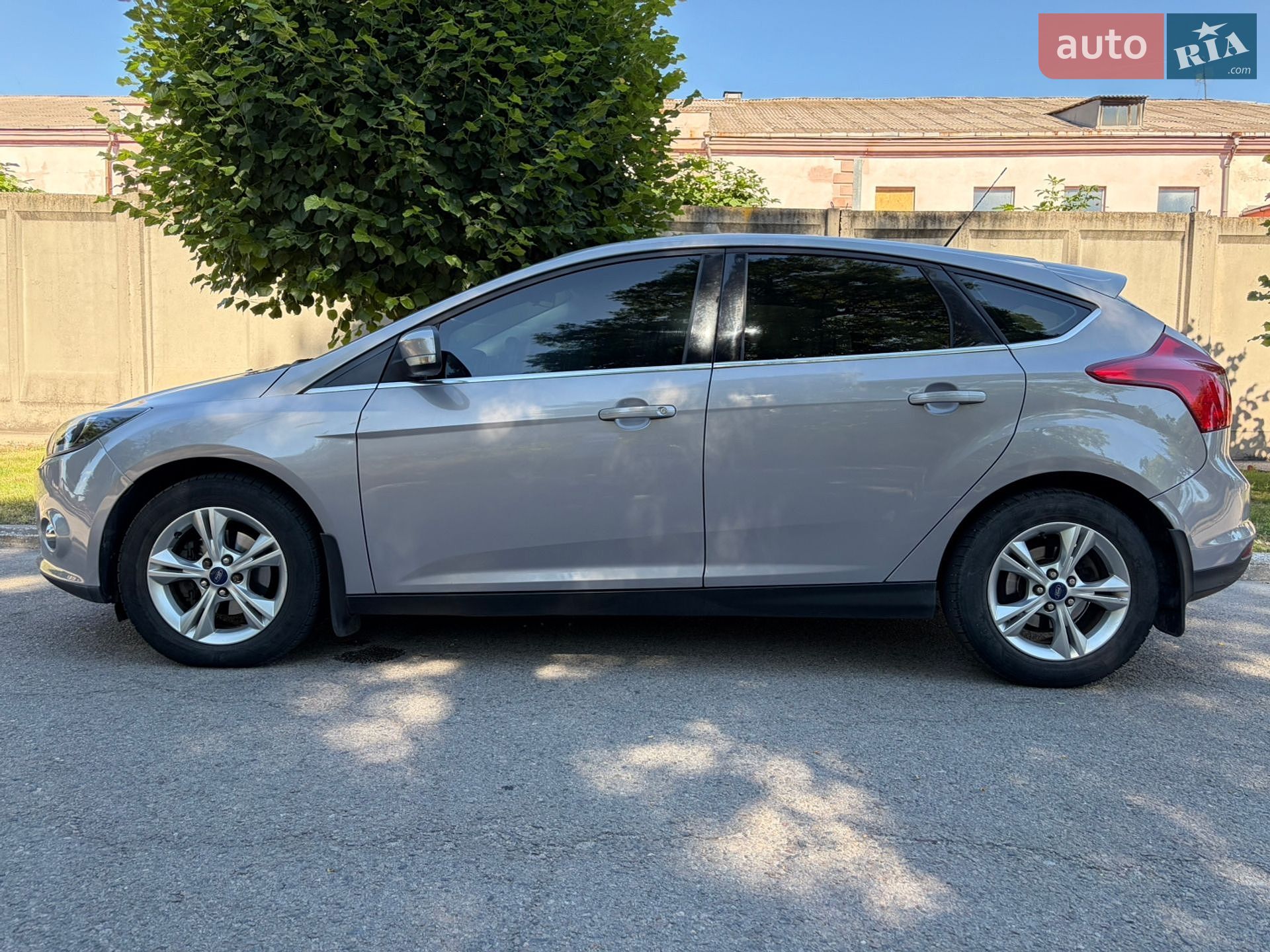 Ford Focus 2013 VIN WF0KXXGCBKDG46325 фото оголошення 4 з 21