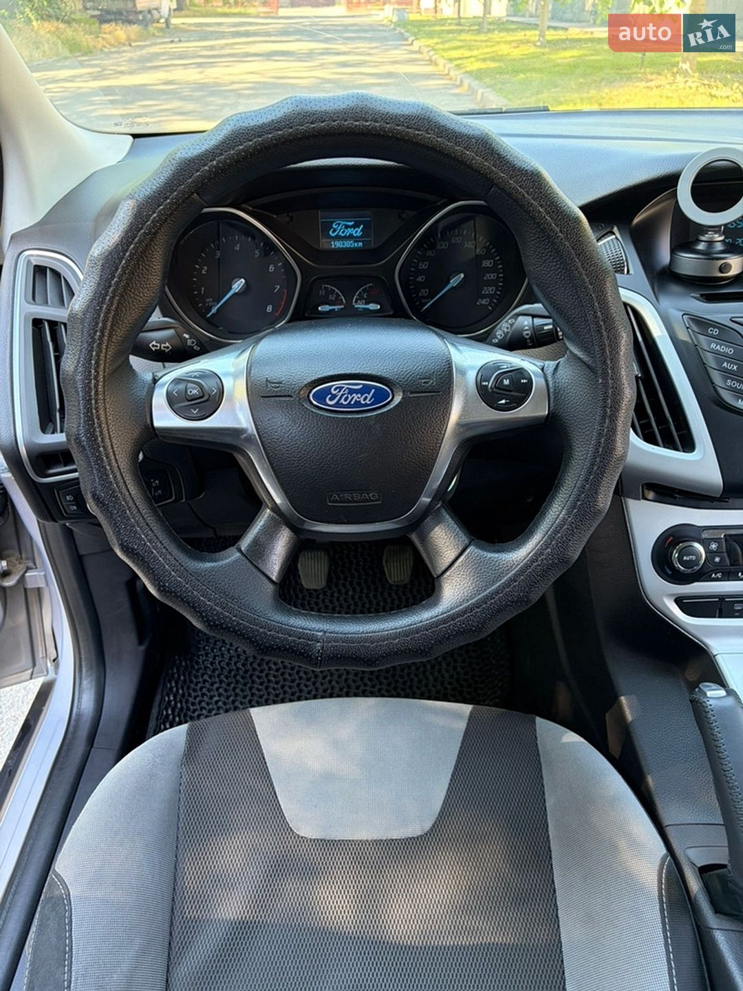 Ford Focus 2013 VIN WF0KXXGCBKDG46325 фото оголошення 8 з 21