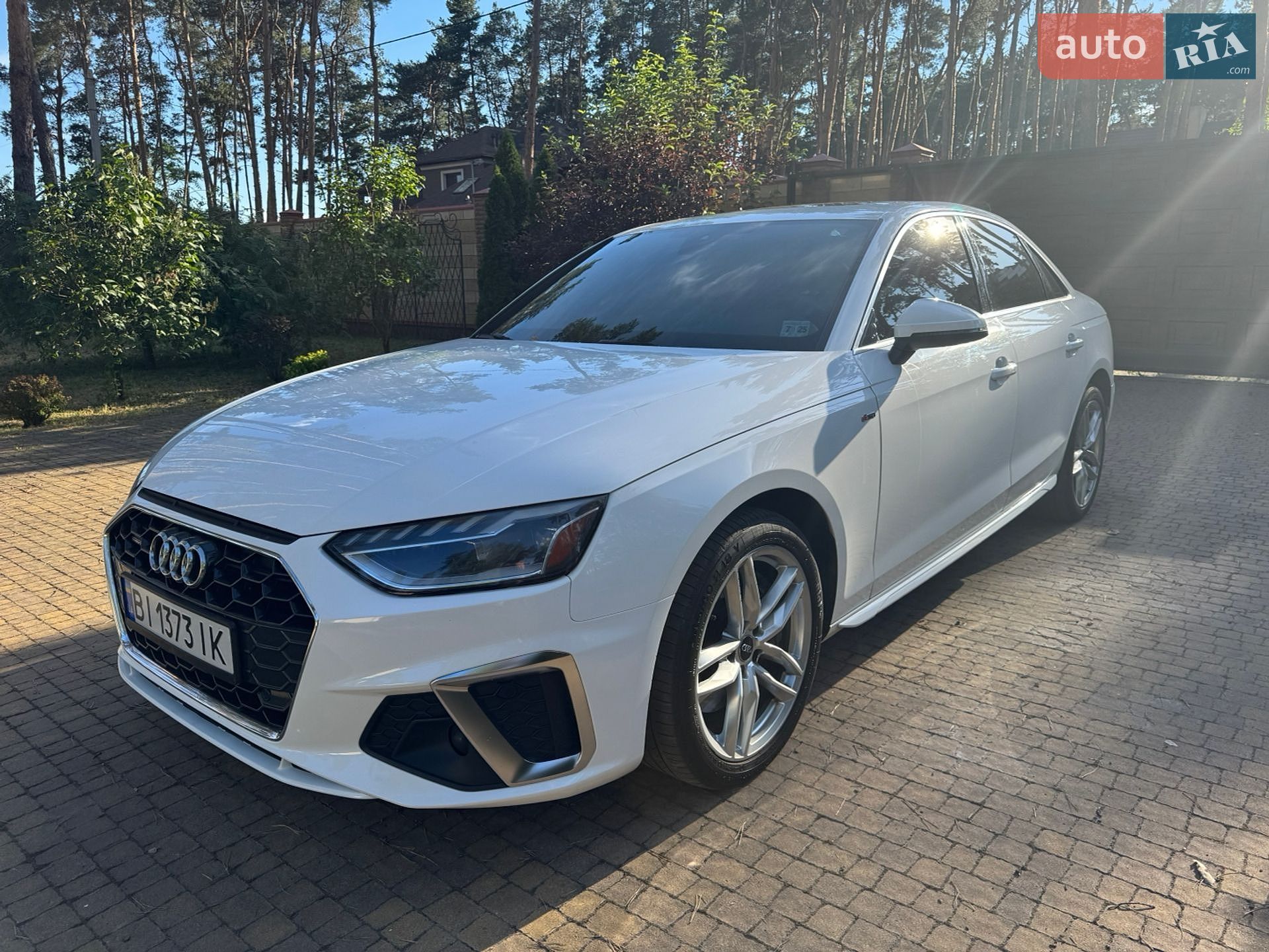 Audi A4 2020 VIN WAUENAF48LN011579 фото оголошення 4 з 42