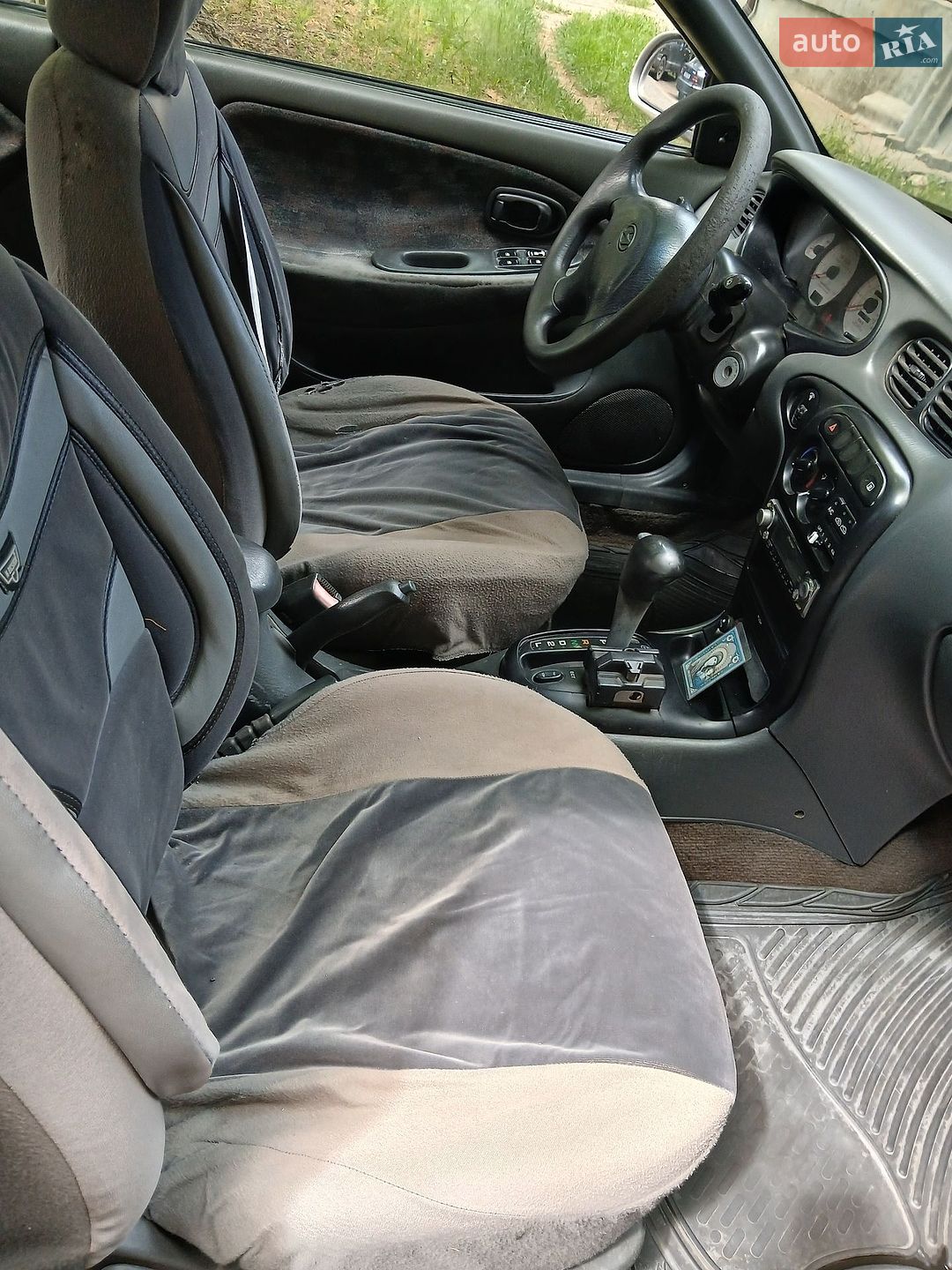 Hyundai Elantra 1995 VIN KMHJF31MPTU140169 фото оголошення 5 з 6