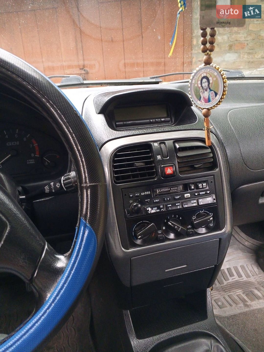 Mitsubishi Carisma 2001 VIN XMCLNDA2A1F010814 фото оголошення 7 з 10