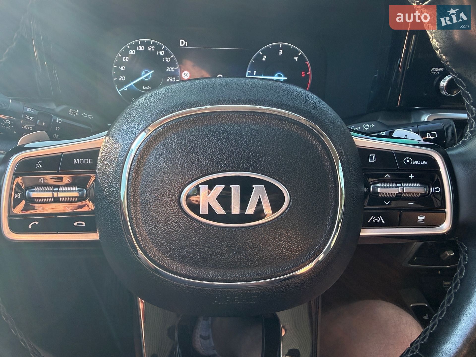 Kia Sorento 2021 VIN KNARH81BGM5086097 фото оголошення 12 з 56