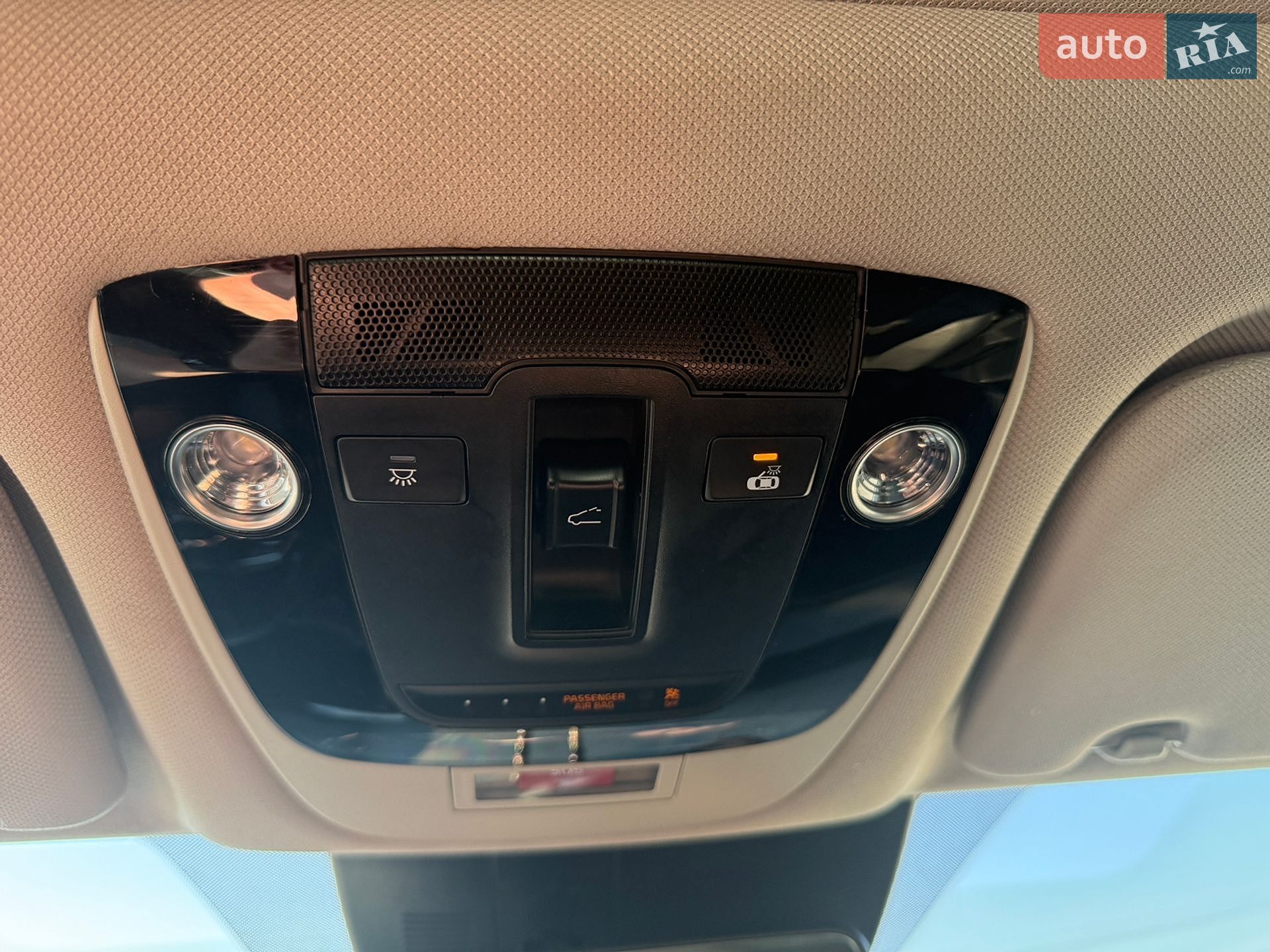 Kia Sorento 2021 VIN KNARH81BGM5086097 фото оголошення 11 з 56
