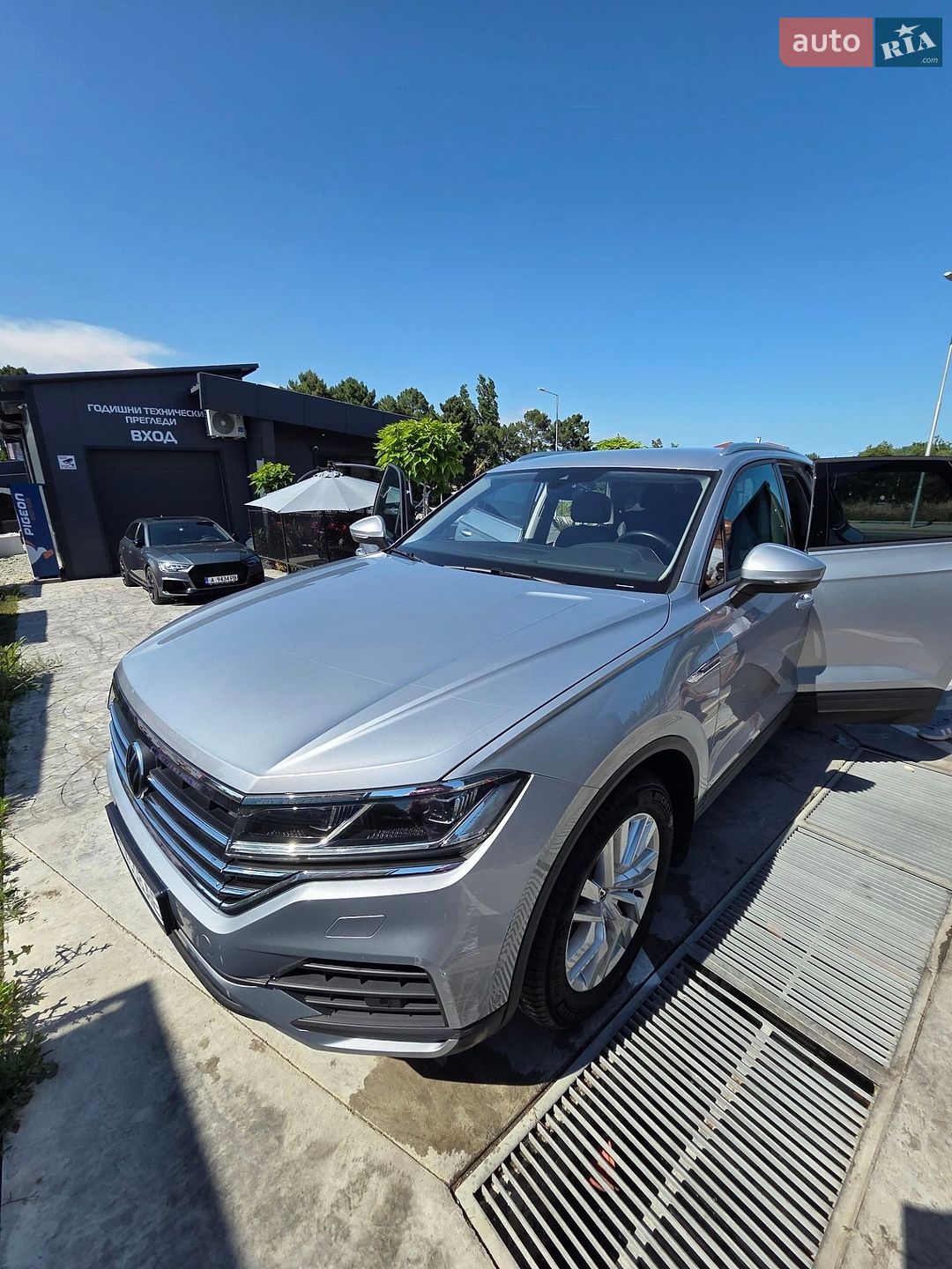 Volkswagen Touareg 2020 VIN WVGZZZCRZMD000575 фото оголошення 21 з 24