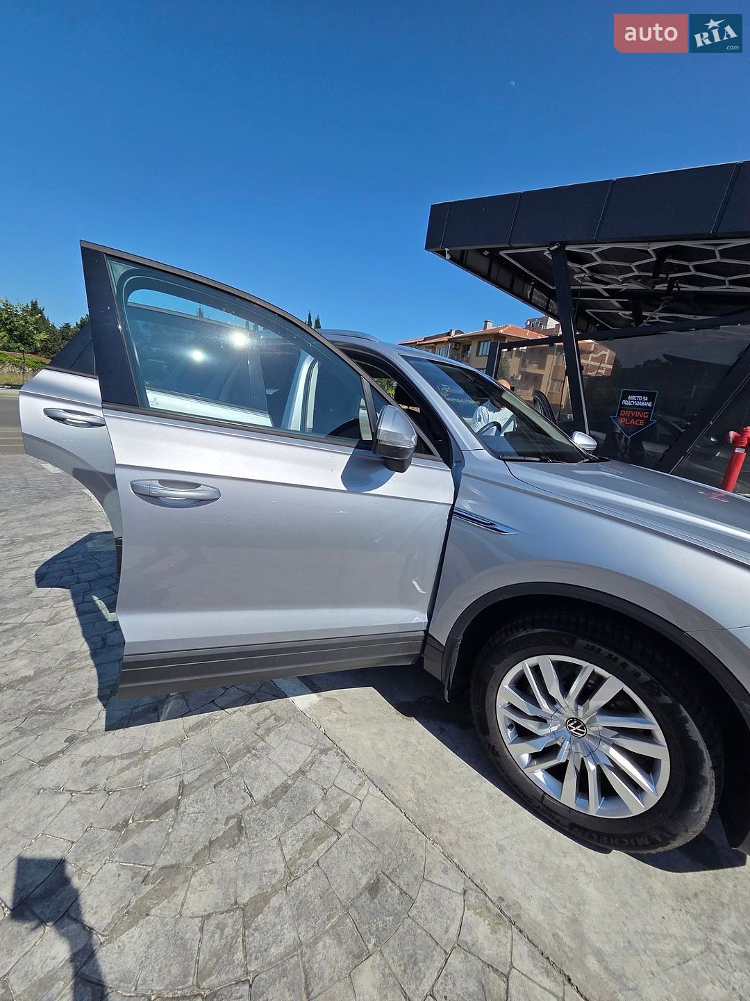 Volkswagen Touareg 2020 VIN WVGZZZCRZMD000575 фото оголошення 20 з 24