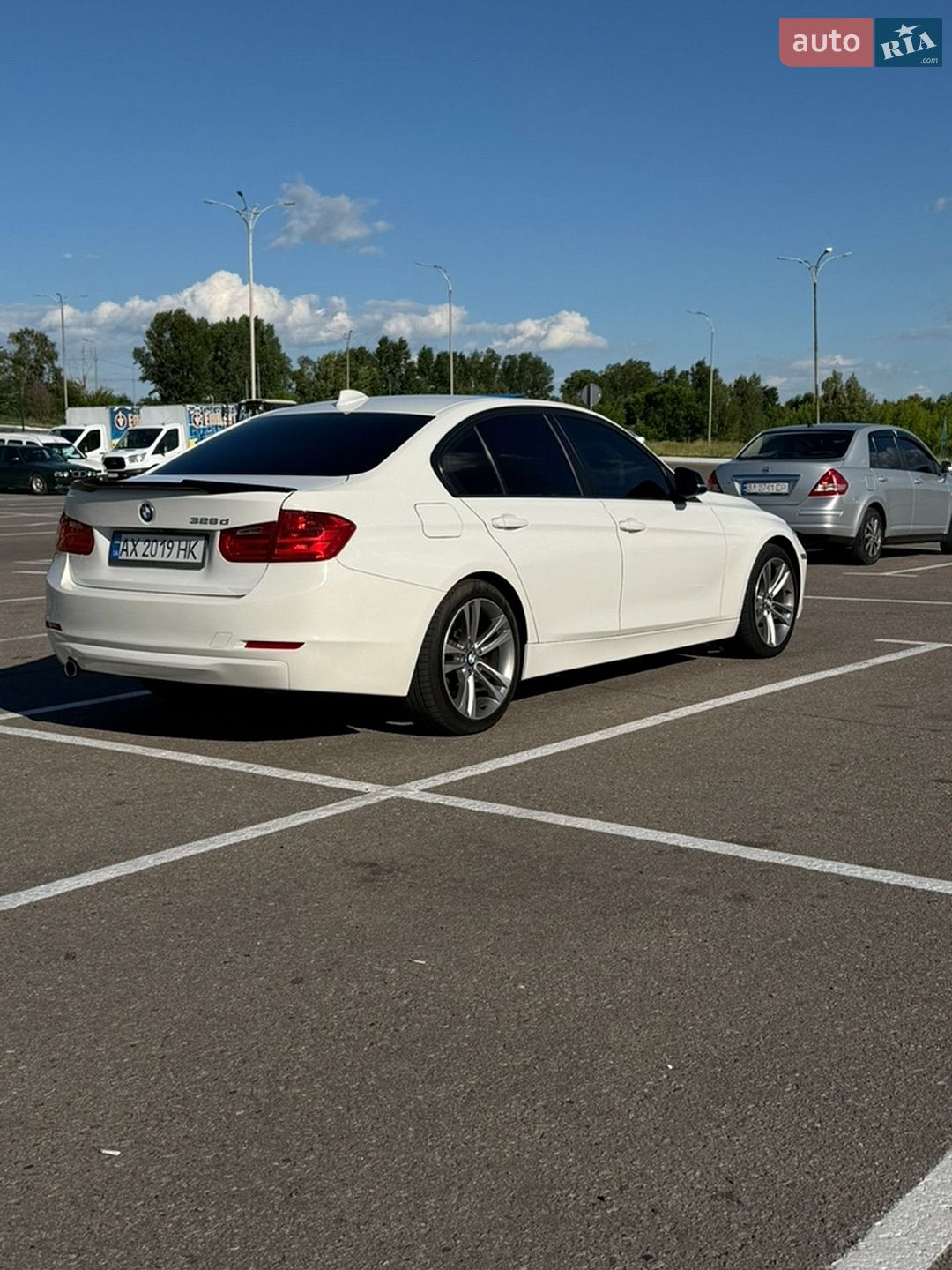BMW 3 Series 2013 VIN WBA3D3C51EK153988 фото оголошення 4 з 47