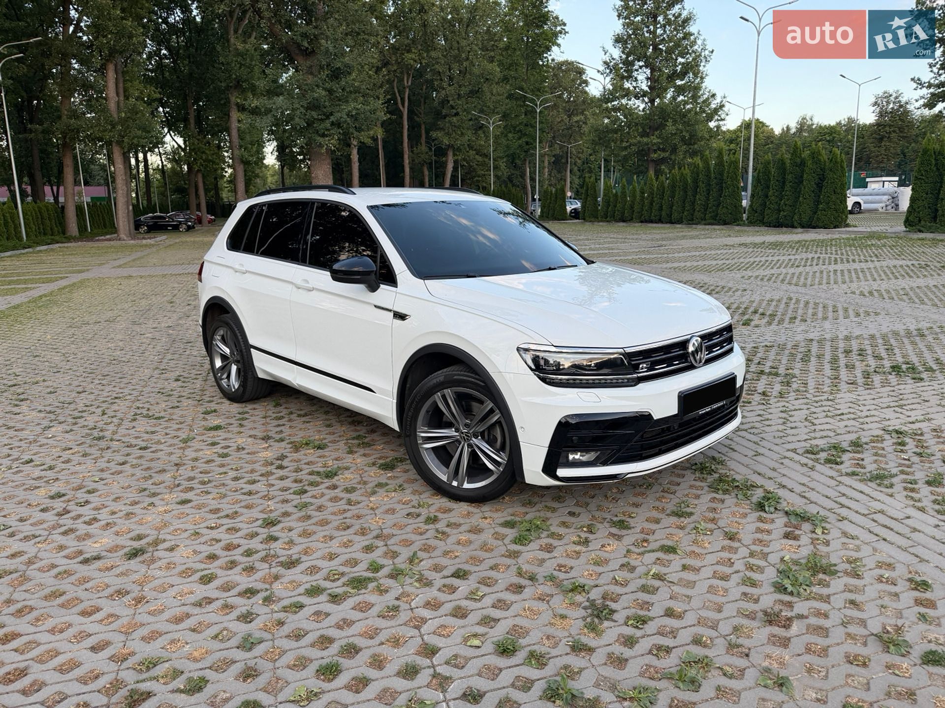 Volkswagen Tiguan 2020 VIN WVGZZZ5NZLW903836 фото оголошення 7 з 28