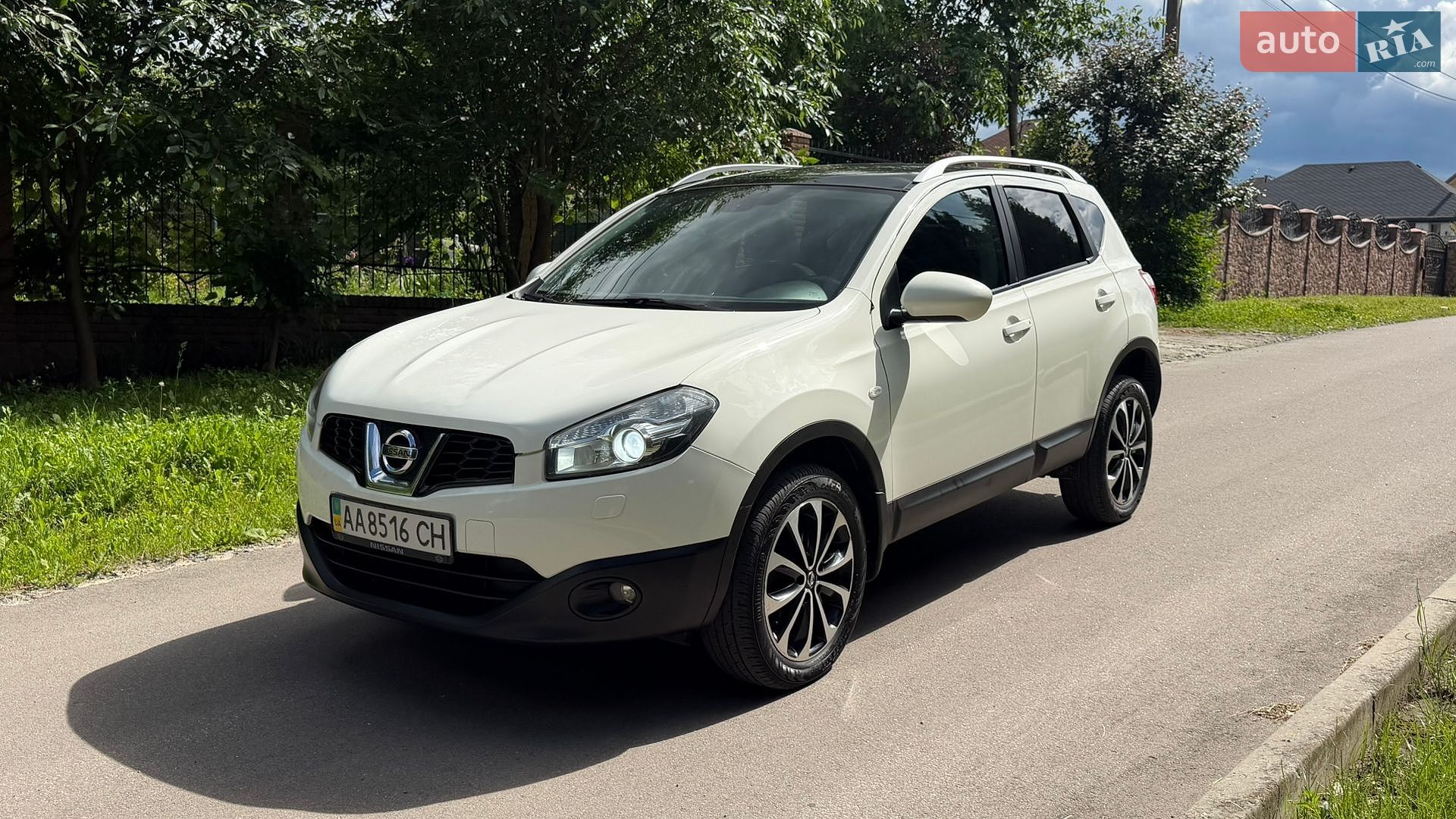 Nissan Qashqai 2011 VIN SJNFBNJ10U2278120 фото оголошення 2 з 36