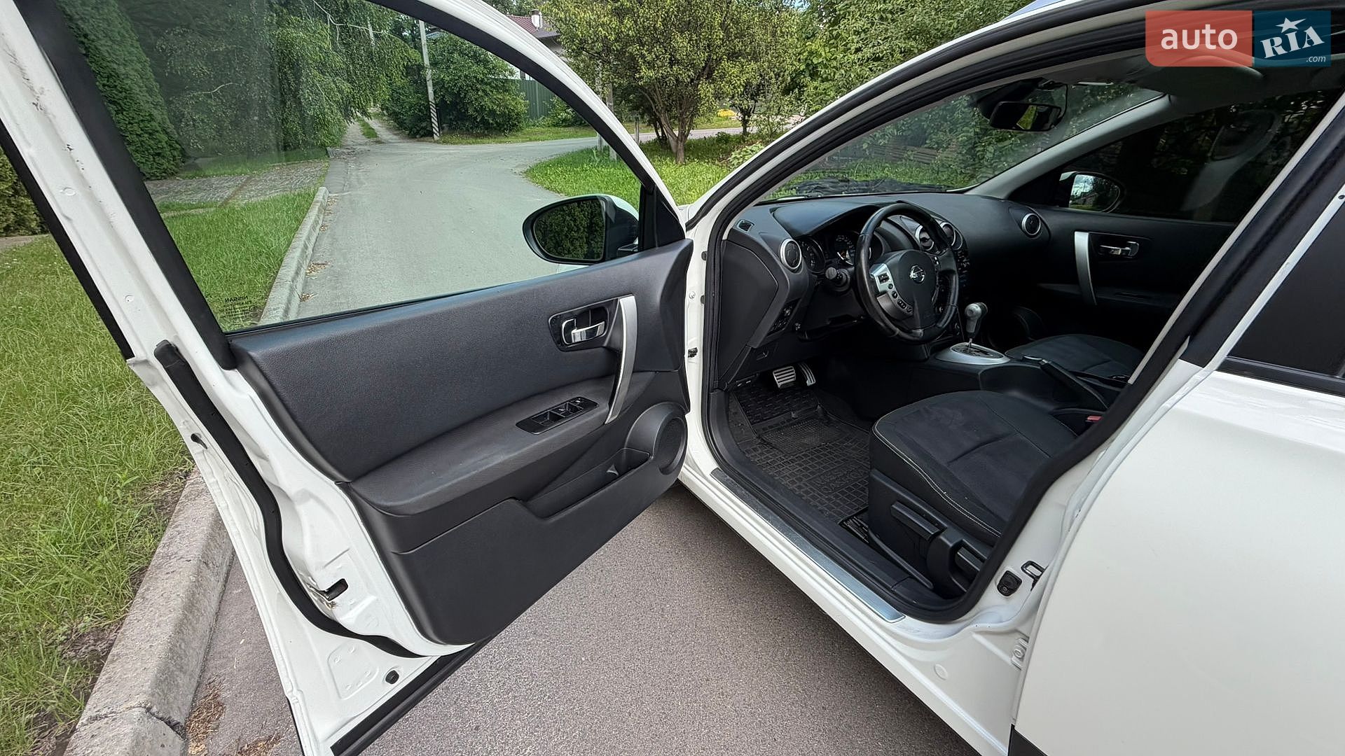 Nissan Qashqai 2011 VIN SJNFBNJ10U2278120 фото оголошення 30 з 36