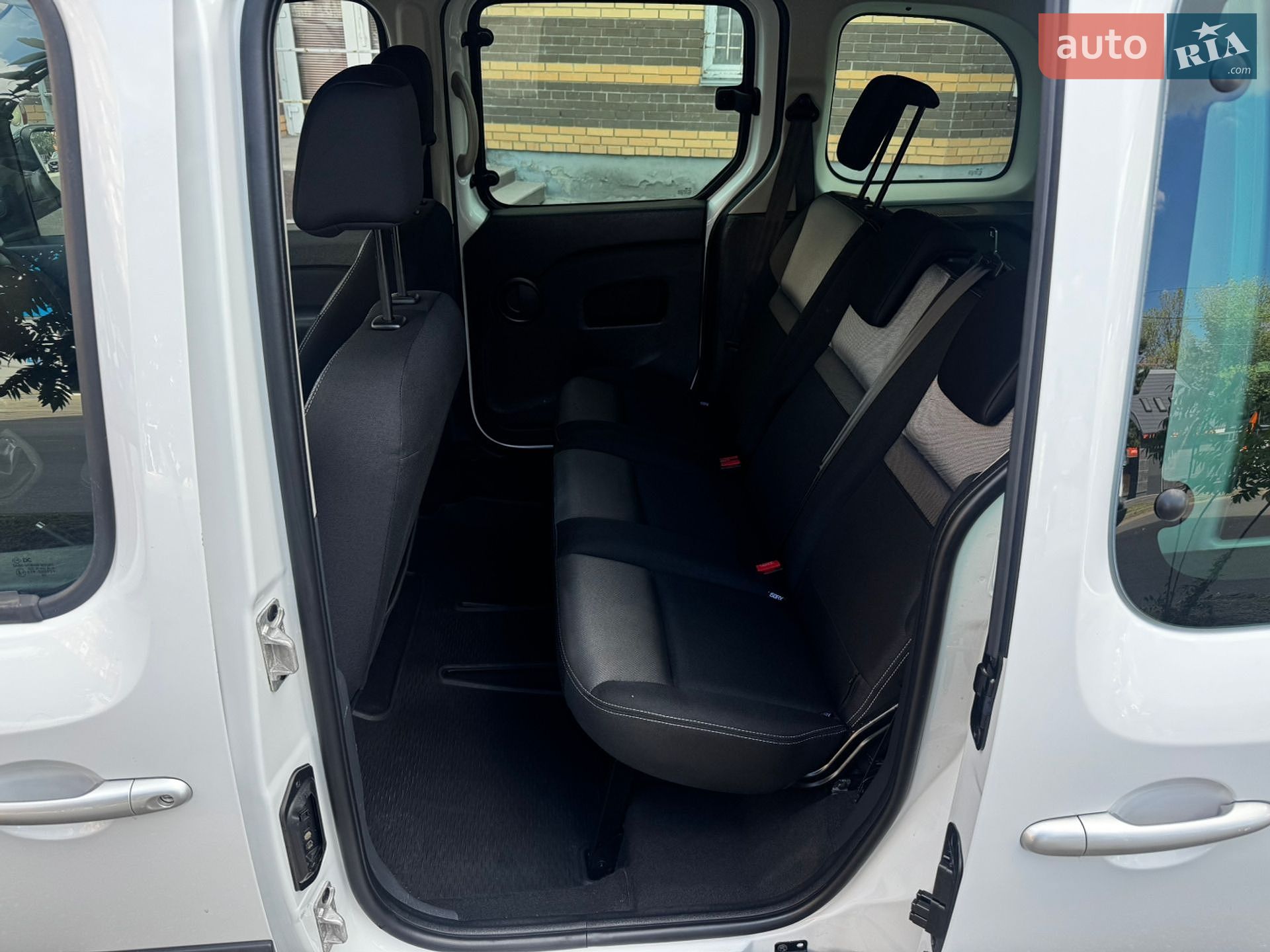 Renault Kangoo 2020 VIN VF1WK000765902143 фото оголошення 15 з 28