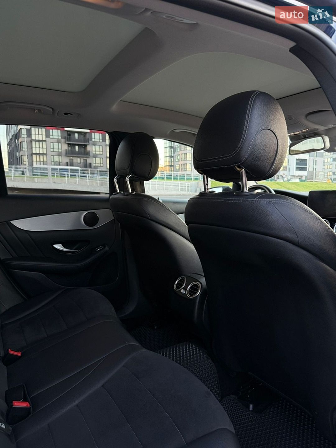Mercedes-Benz GLC-Class 2018 VIN WDC2539091F421677 фото оголошення 14 з 16