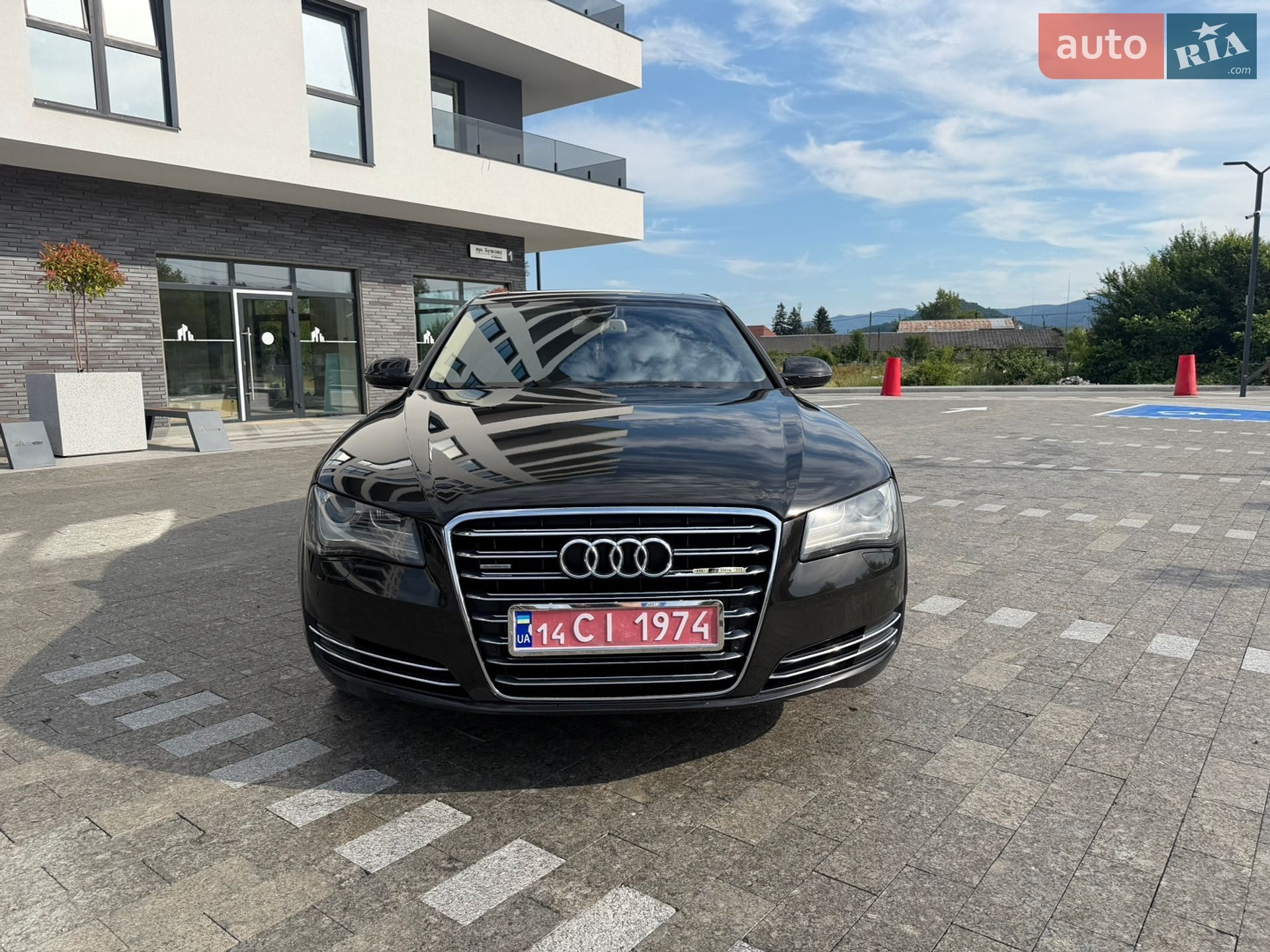Audi A8 2011 VIN WAUZZZ4H1BN018320 фото оголошення 13 з 24
