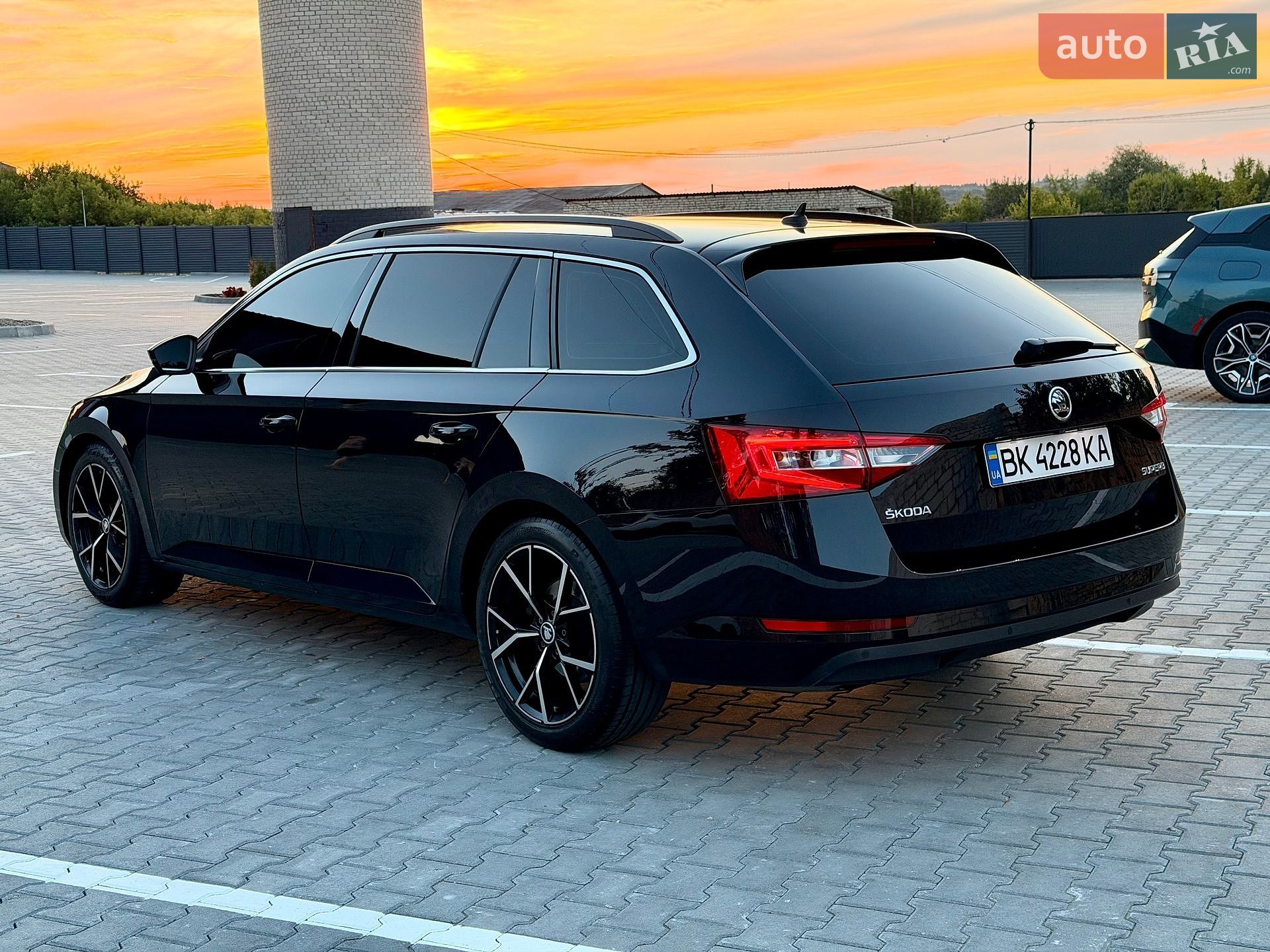 Skoda Superb 2015 VIN TMBJG7NP5G7027534 фото оголошення 3 з 49