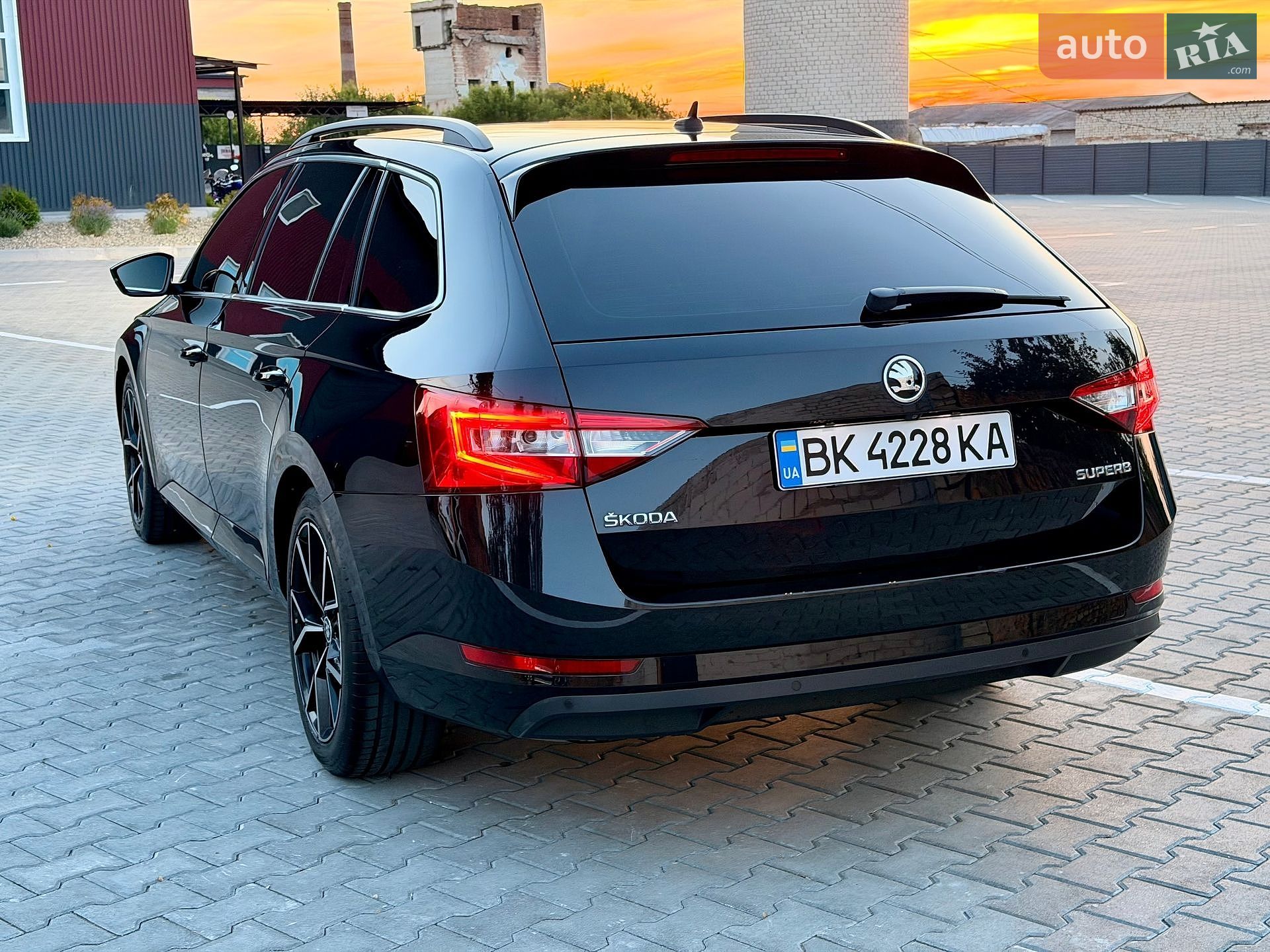 Skoda Superb 2015 VIN TMBJG7NP5G7027534 фото оголошення 4 з 49