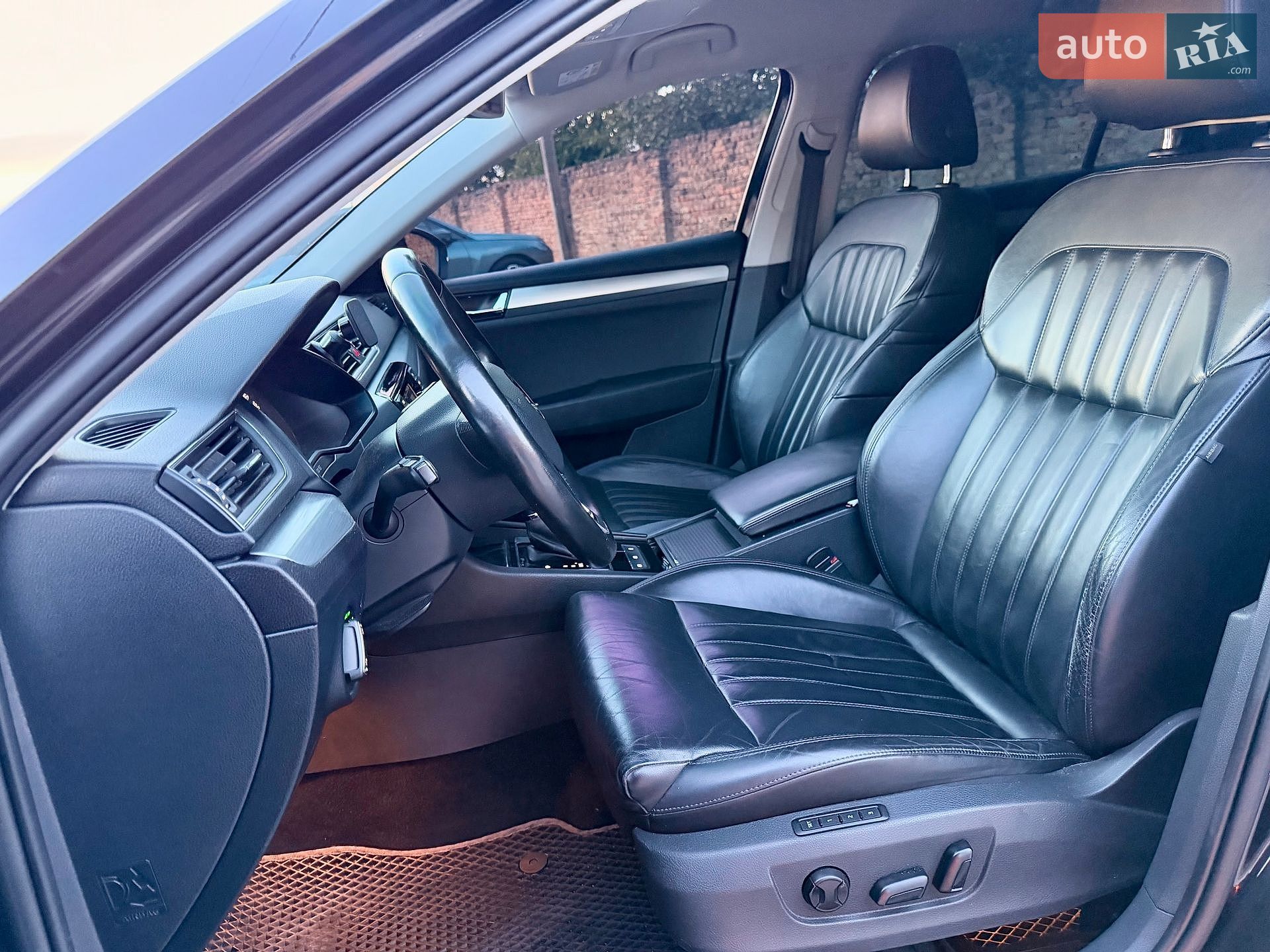 Skoda Superb 2015 VIN TMBJG7NP5G7027534 фото оголошення 22 з 49