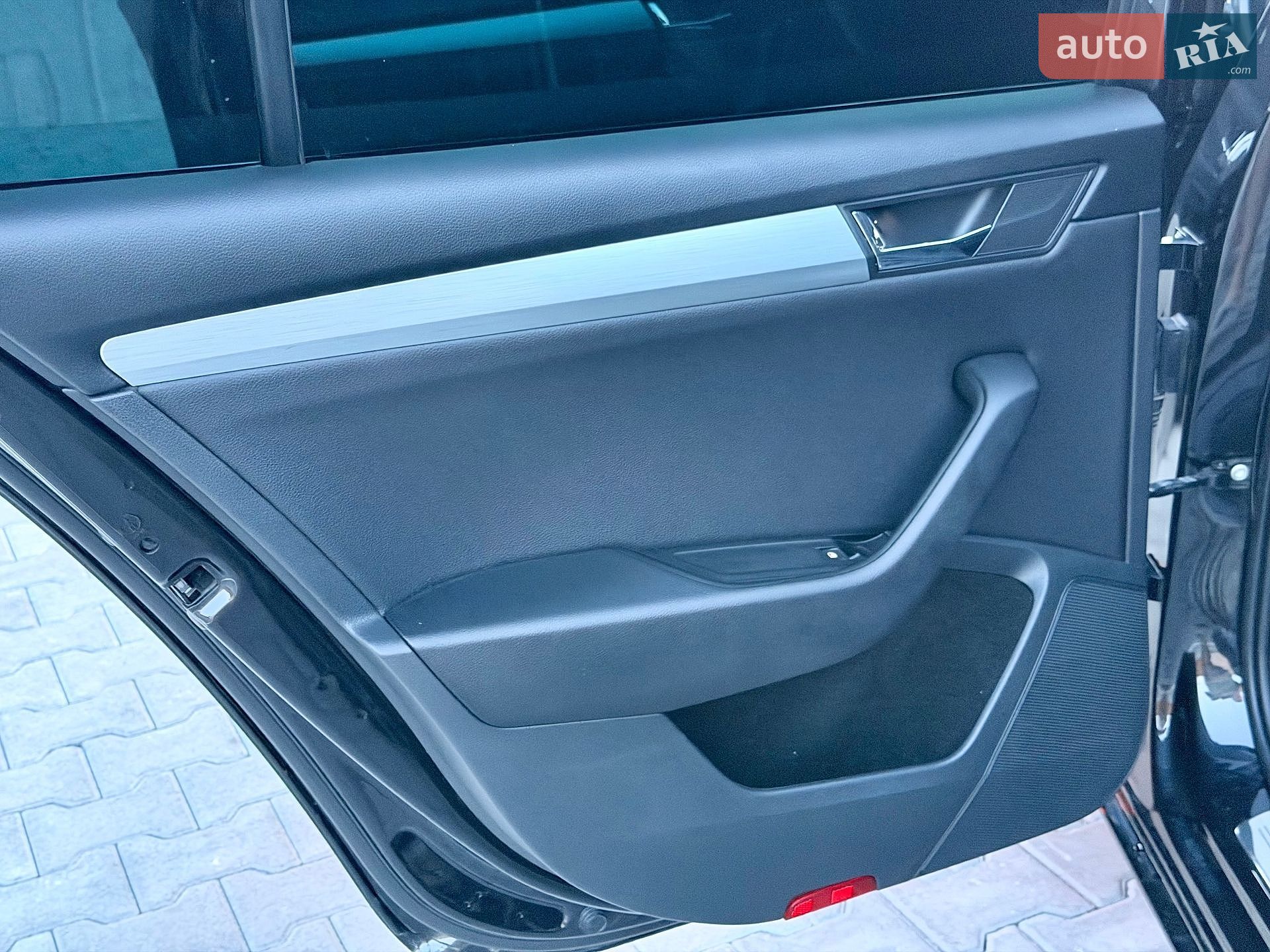 Skoda Superb 2015 VIN TMBJG7NP5G7027534 фото оголошення 35 з 49
