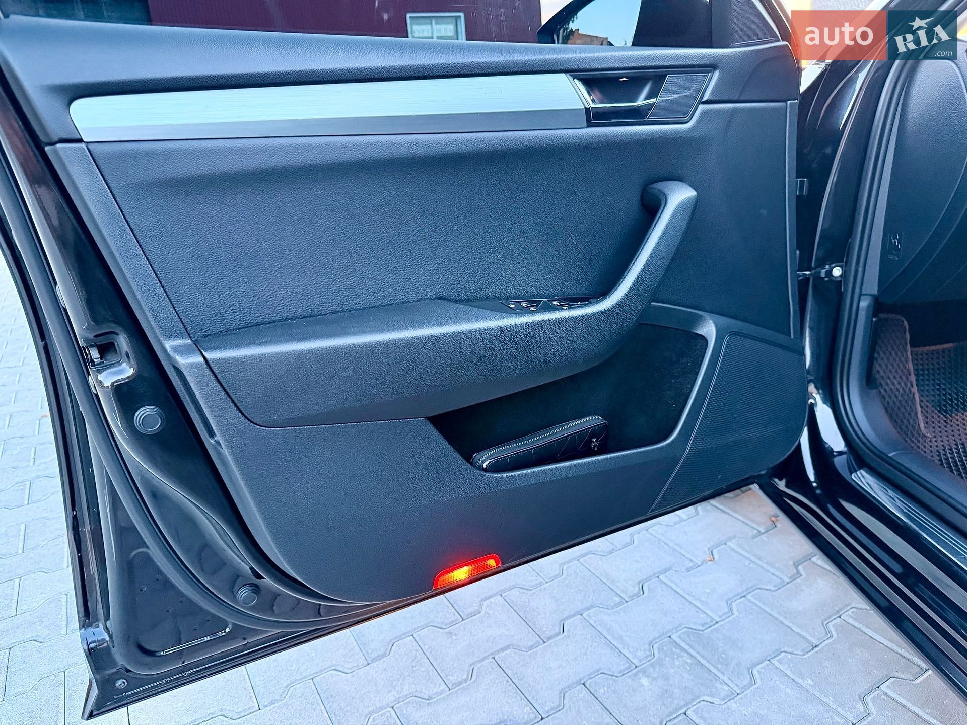 Skoda Superb 2015 VIN TMBJG7NP5G7027534 фото оголошення 37 з 49