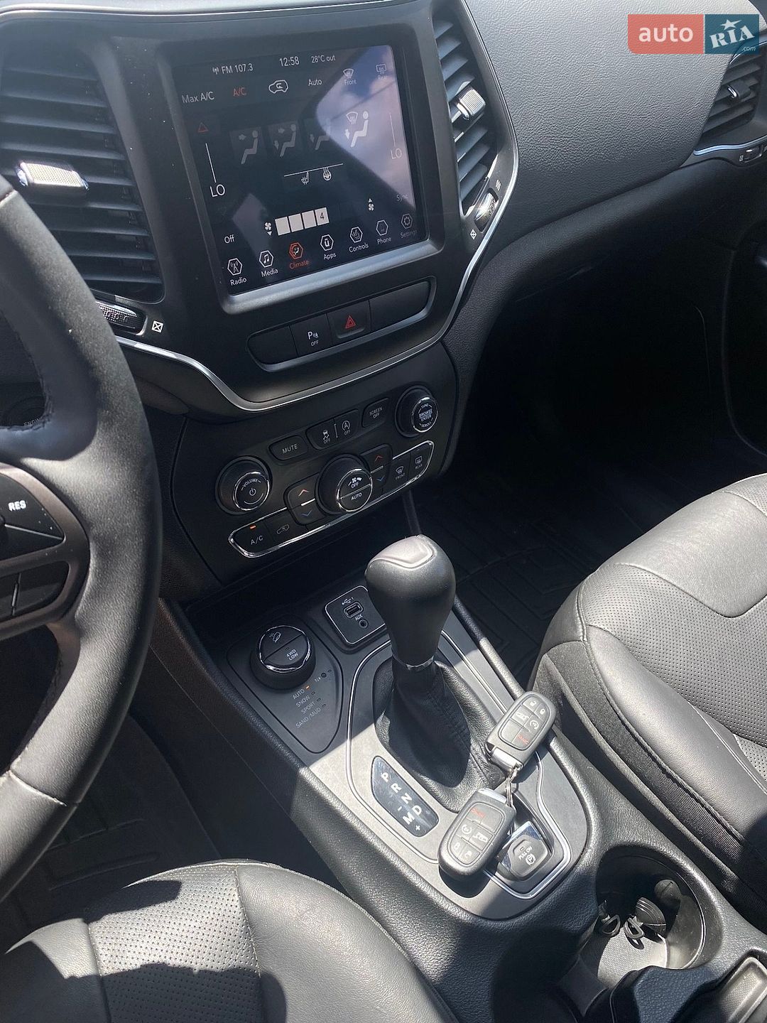 Jeep Cherokee 2021 VIN 1C4PJMMX2MD236531 фото оголошення 23 з 25