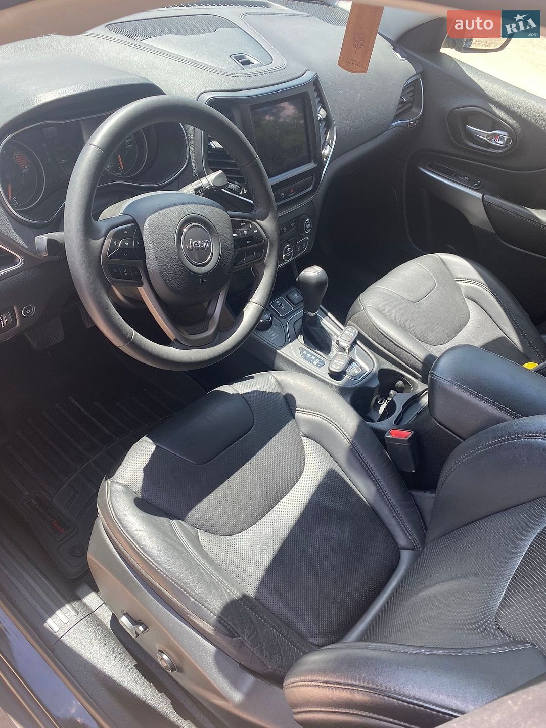 Jeep Cherokee 2021 VIN 1C4PJMMX2MD236531 фото оголошення 24 з 25