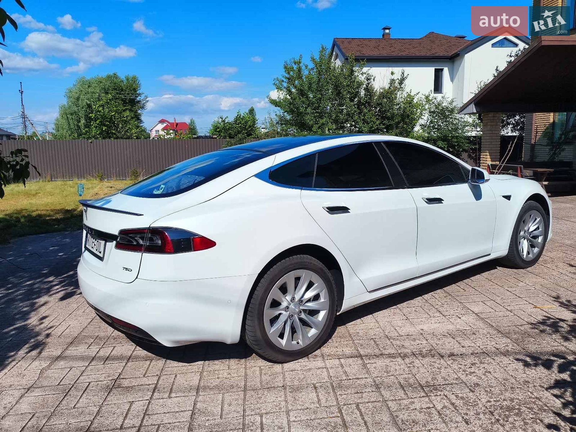 Tesla Model S 2018 VIN 5YJSA1E29JF281840 фото оголошення 23 з 28