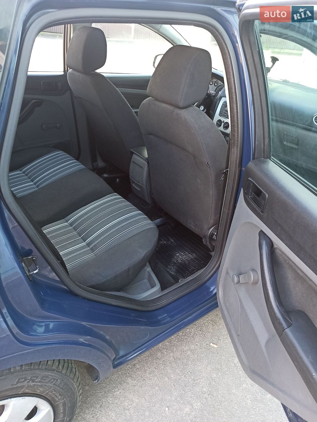 Ford Focus 2010 VIN WF0SXXGCDSAY61825 фото оголошення 8 з 11