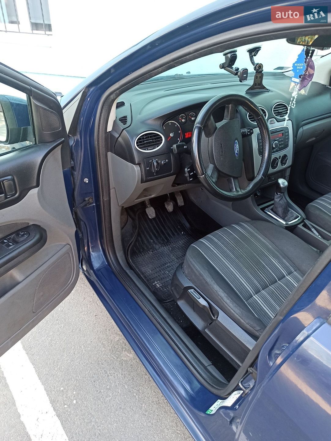 Ford Focus 2010 VIN WF0SXXGCDSAY61825 фото оголошення 6 з 11