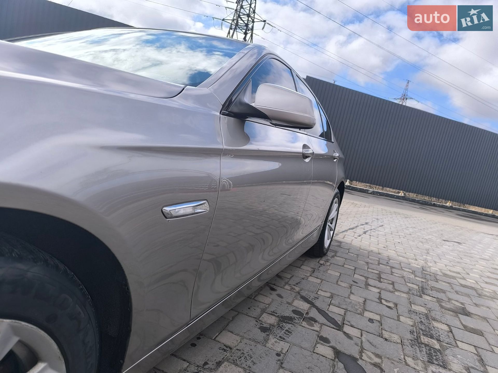BMW 5 Series 2011 VIN WBAFP31090C622887 фото оголошення 6 з 35