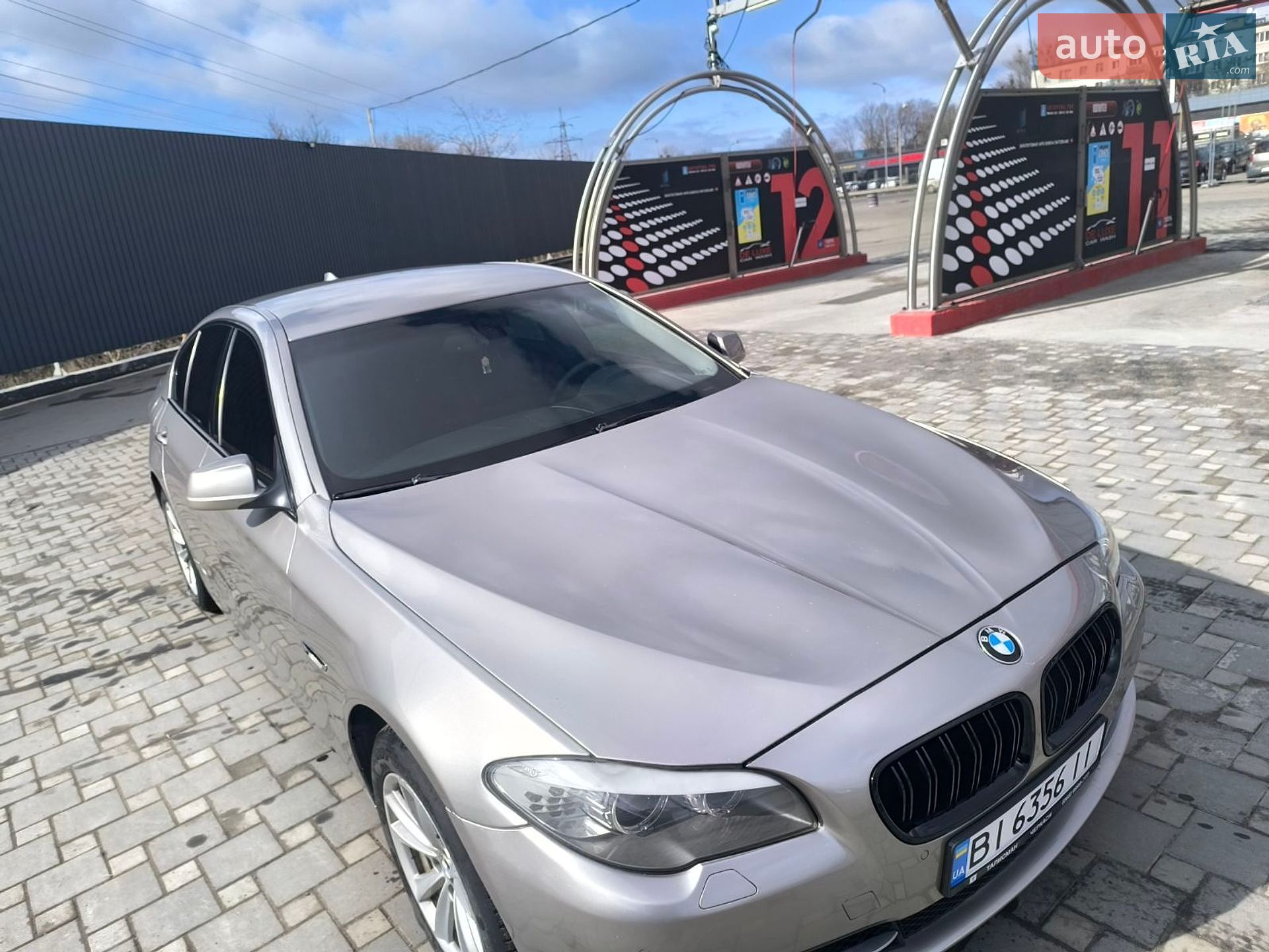 BMW 5 Series 2011 VIN WBAFP31090C622887 фото оголошення 3 з 35