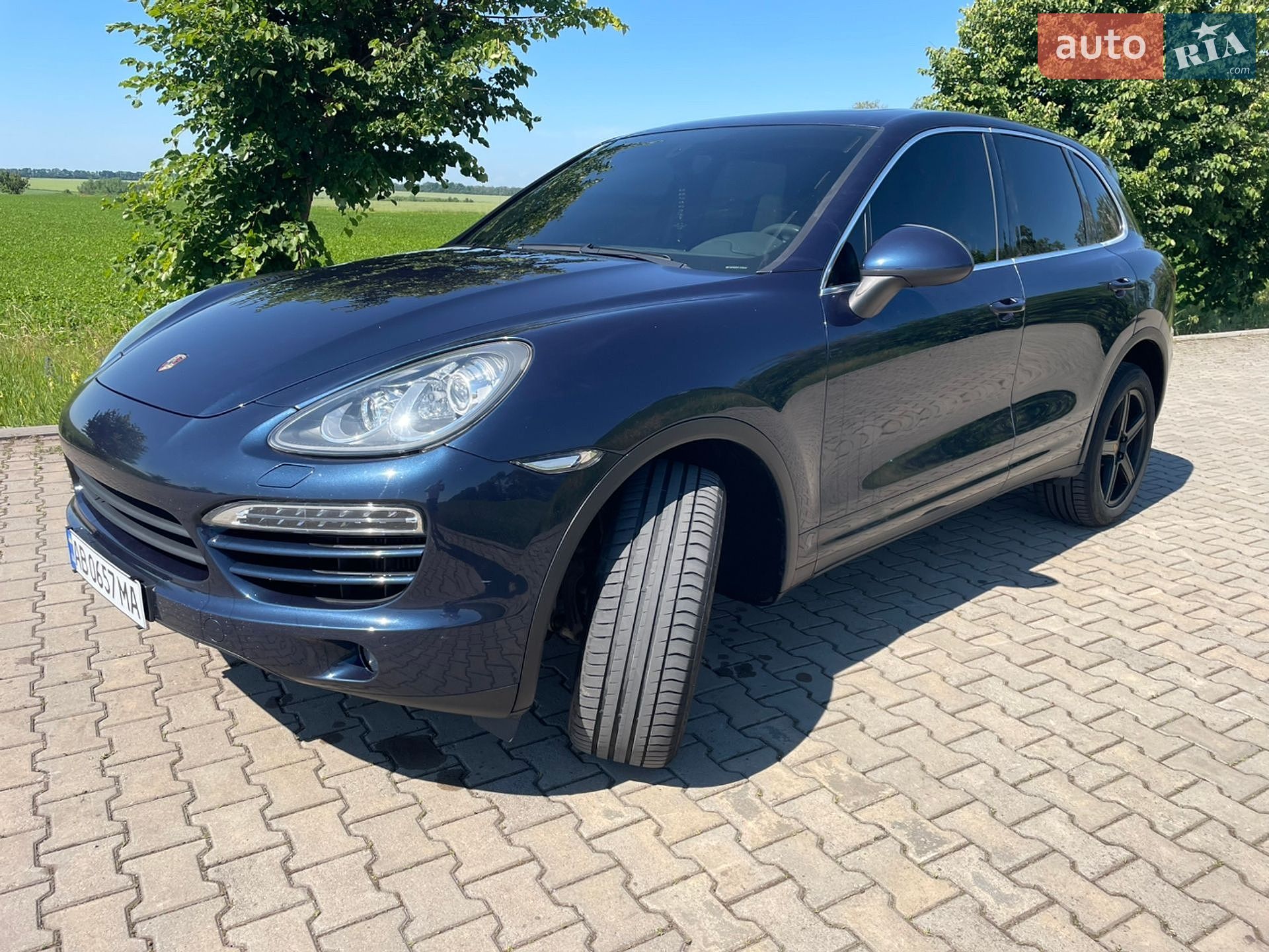 Porsche Cayenne 2011 VIN WP1AF2925CLA30034 фото оголошення 25 з 27