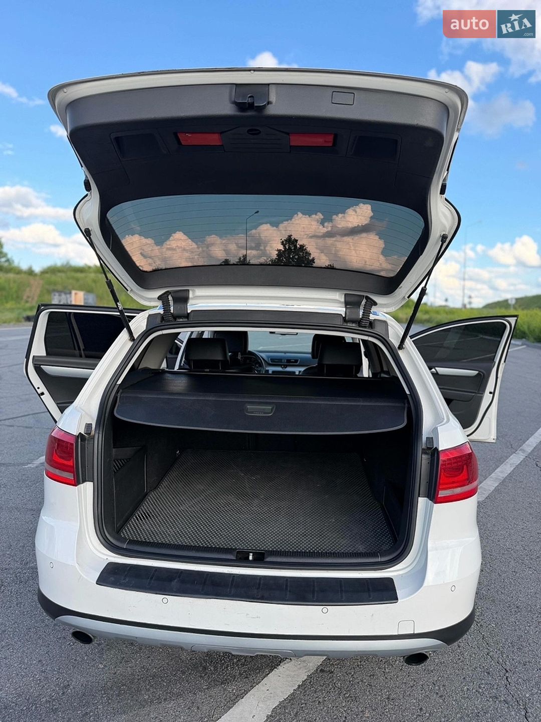 Volkswagen Passat Alltrack 2013 VIN WVWZZZ3CZDE115731 фото оголошення 19 з 19