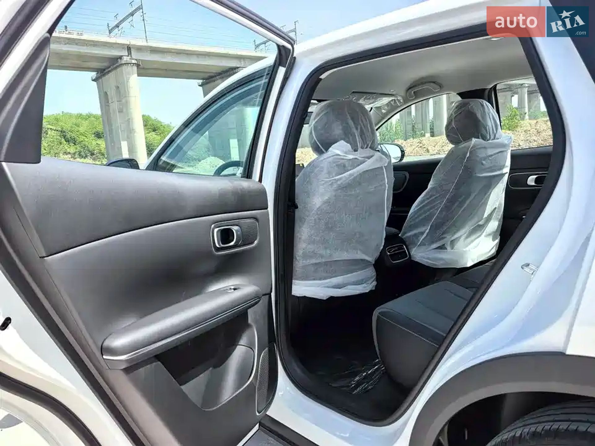Changan Qiyuan Q05 2026 VIN LS6CME0F2TB459418 фото оголошення 6 з 9
