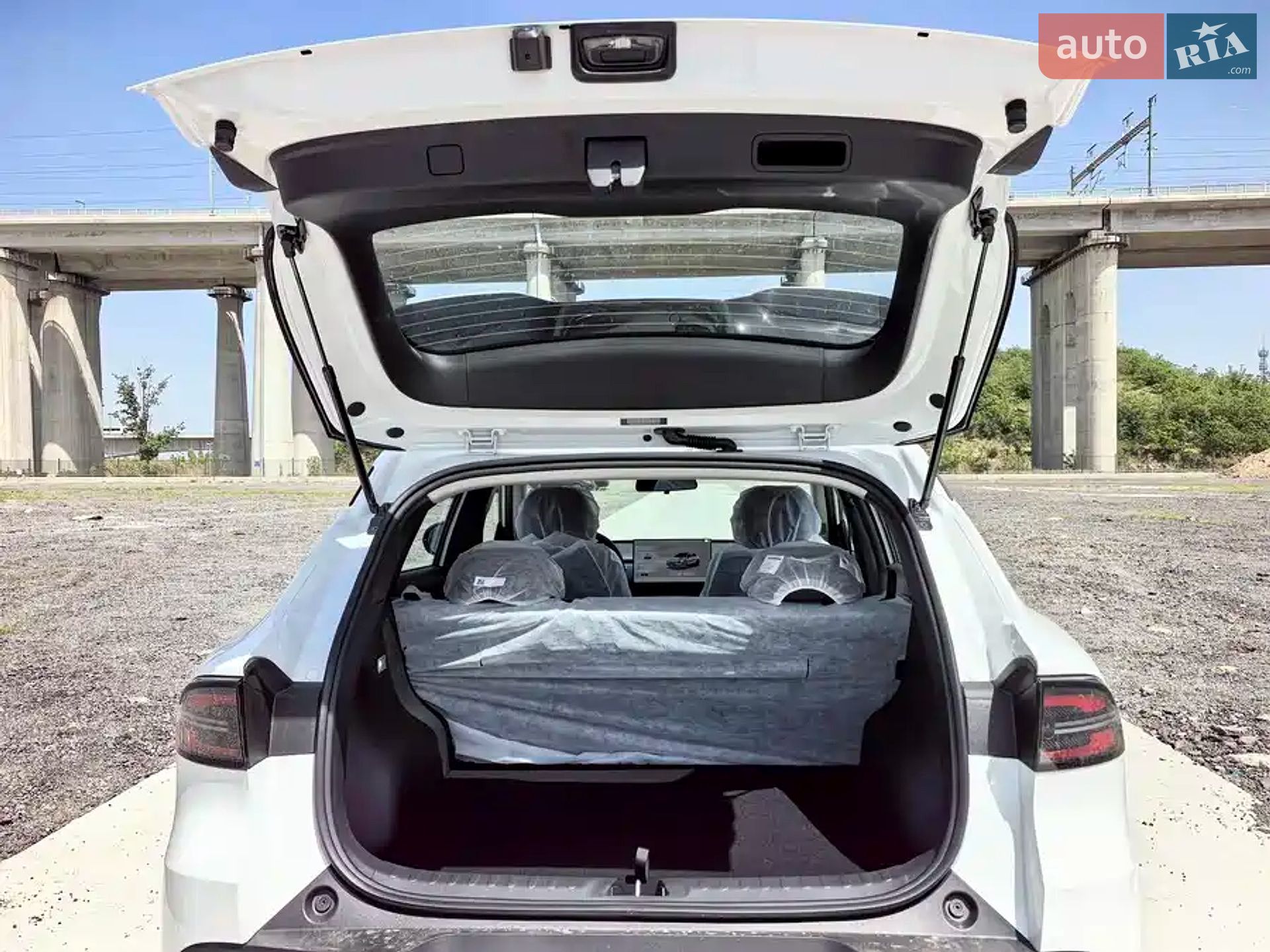 Changan Qiyuan Q05 2026 VIN LS6CME0F2TB459418 фото оголошення 9 з 9