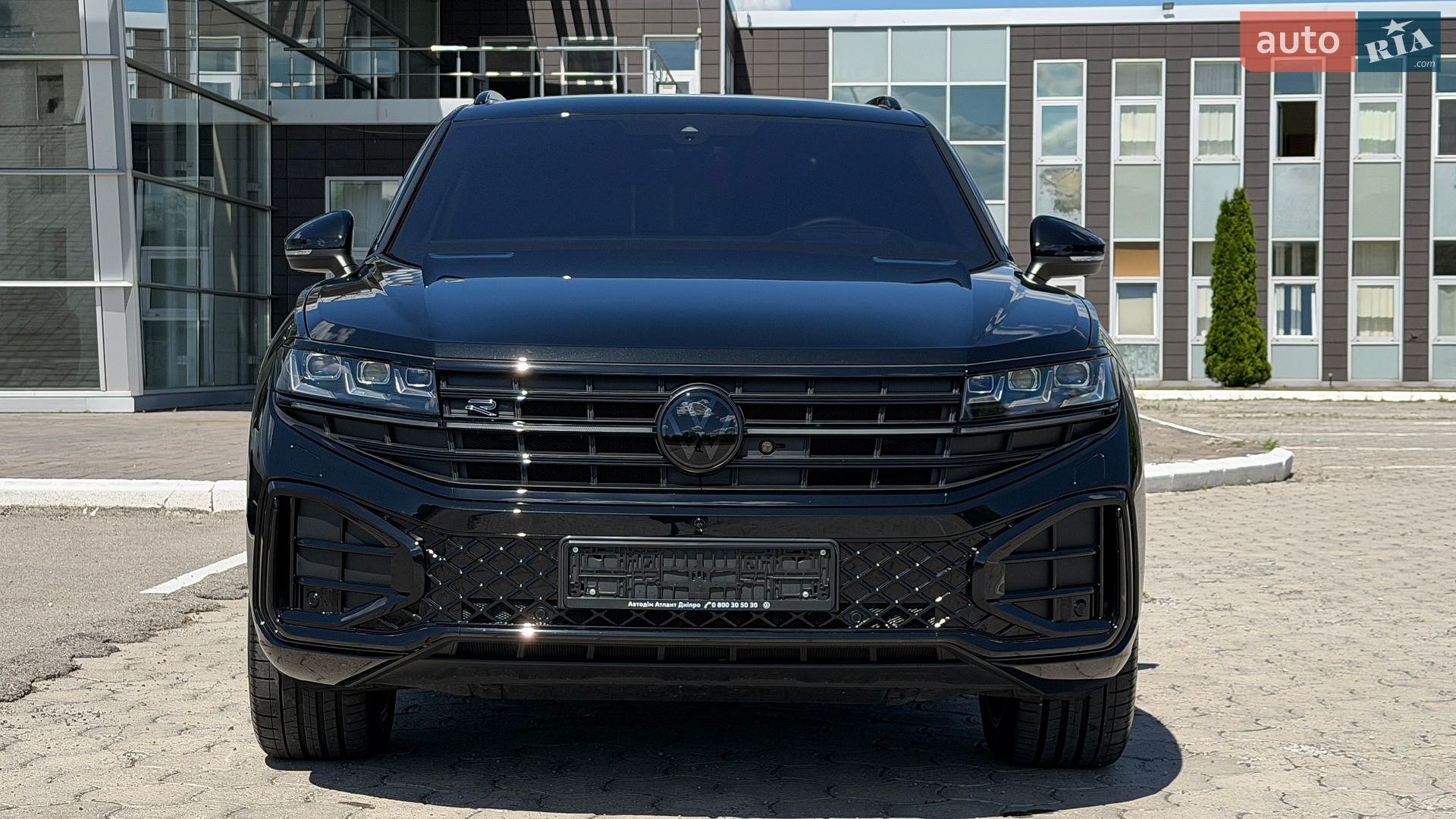 Volkswagen Touareg 2025 VIN WVGZZZCR1SD011852 фото оголошення 12 з 80