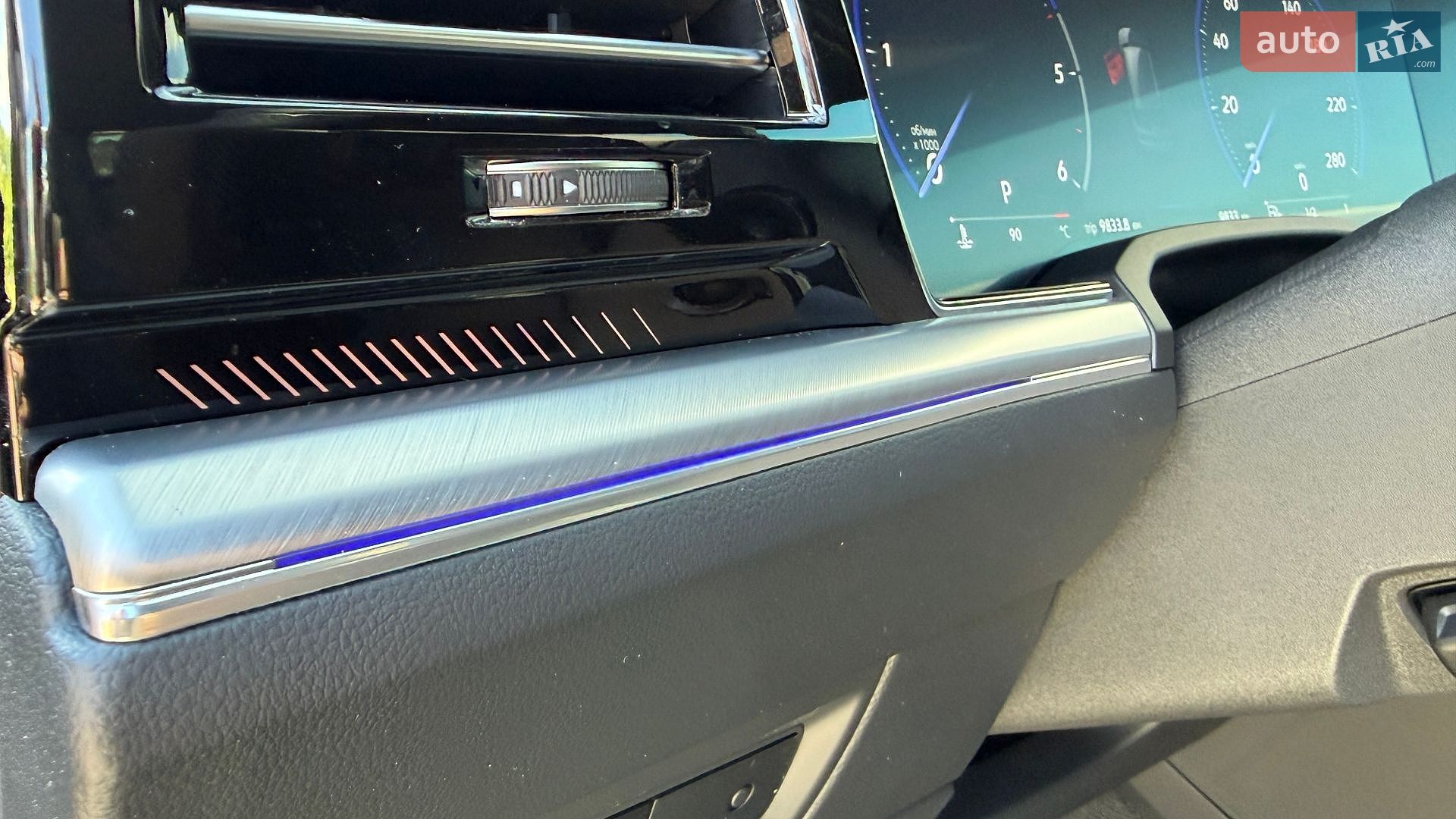 Volkswagen Touareg 2025 VIN WVGZZZCR1SD011852 фото оголошення 38 з 80